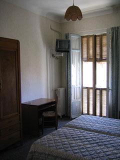 Twin Room With Bath