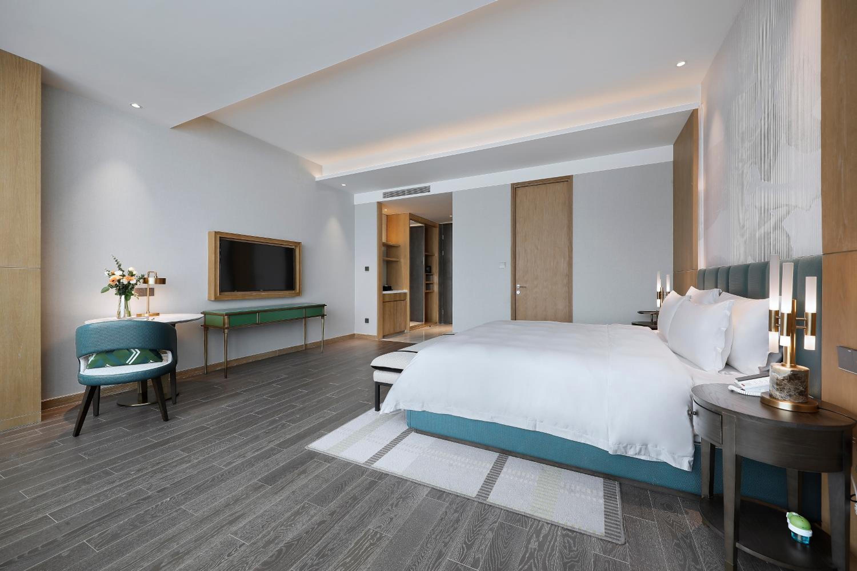 Business King Room photo 1