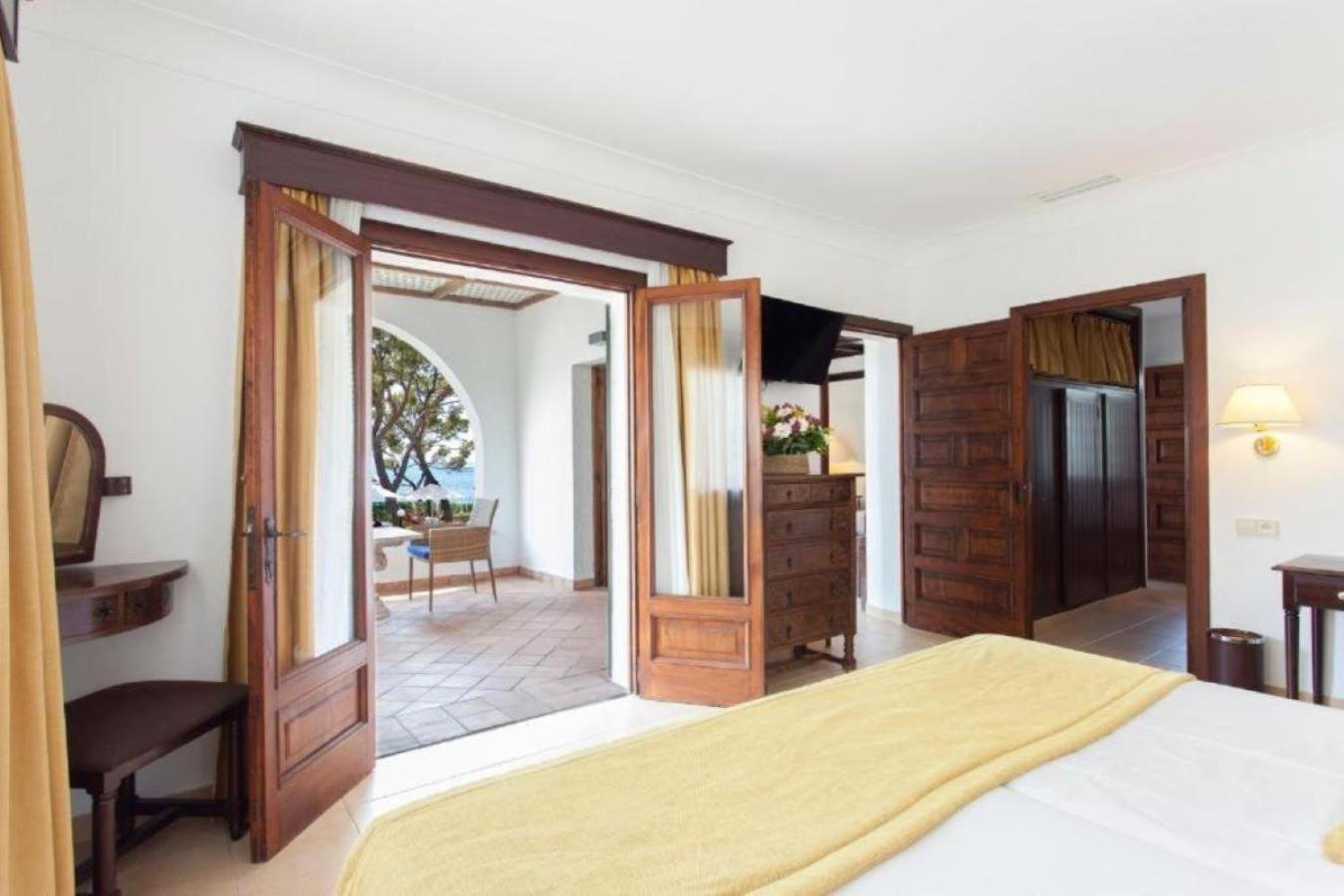 Bungalow with Sea View photo 2