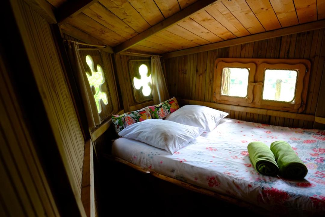Tree House (5-20 ft)