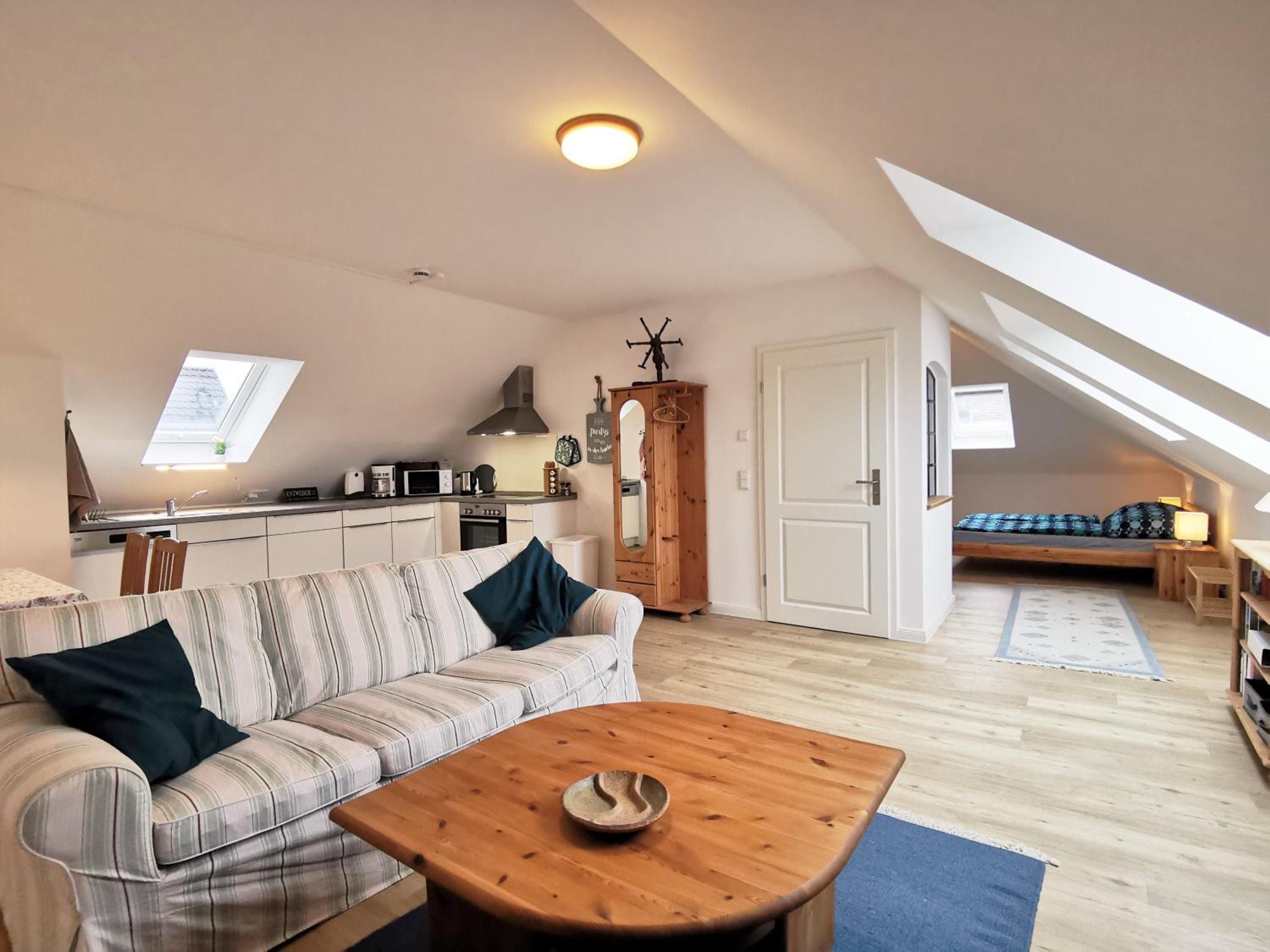 Studio Apartment photo 1
