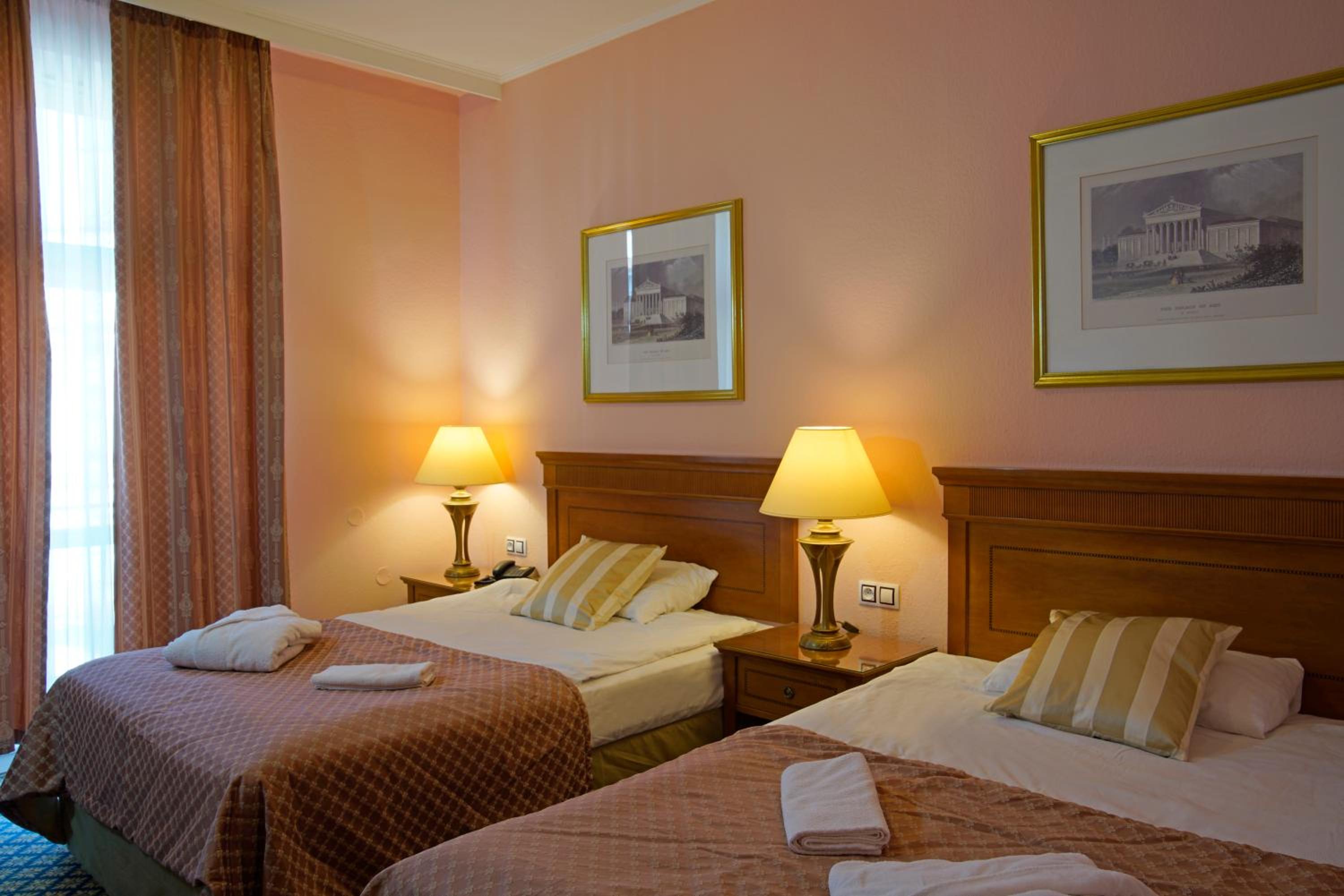 Special Offer - Superior Double or Twin room with wellness package