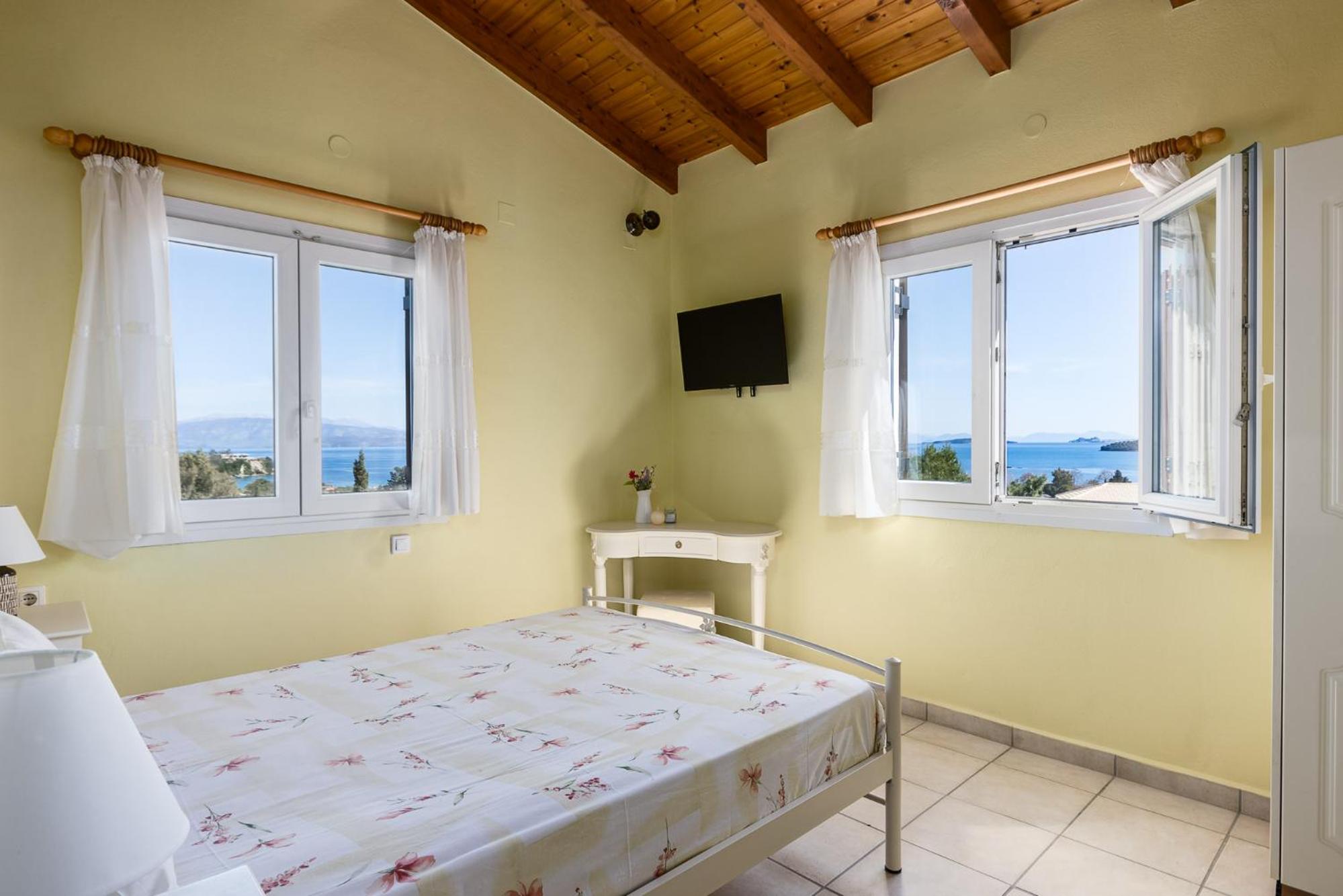 Superior Apartment with Sea View and Outdoor Spa Tub 