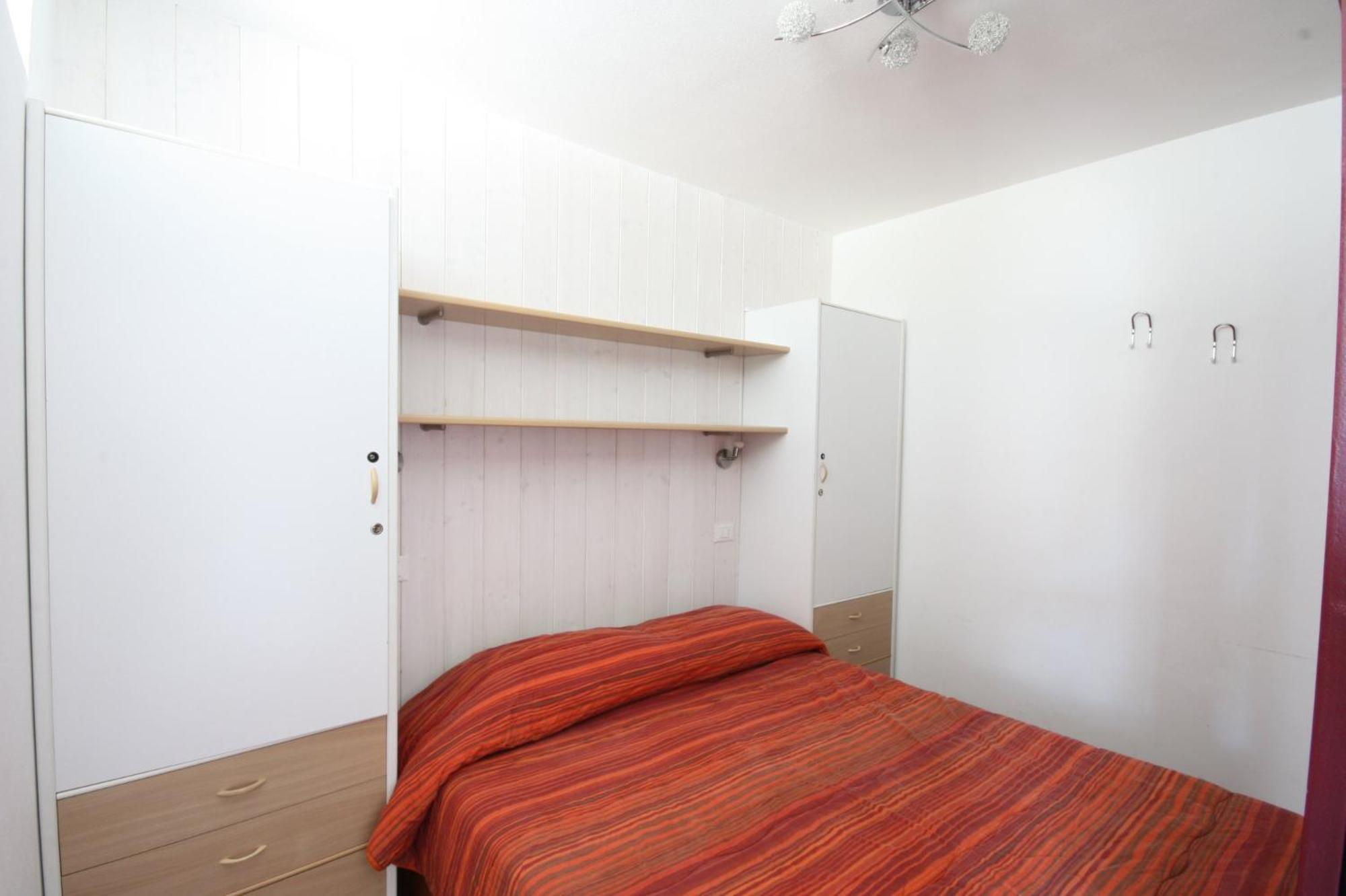 Standard Apartment photo 2