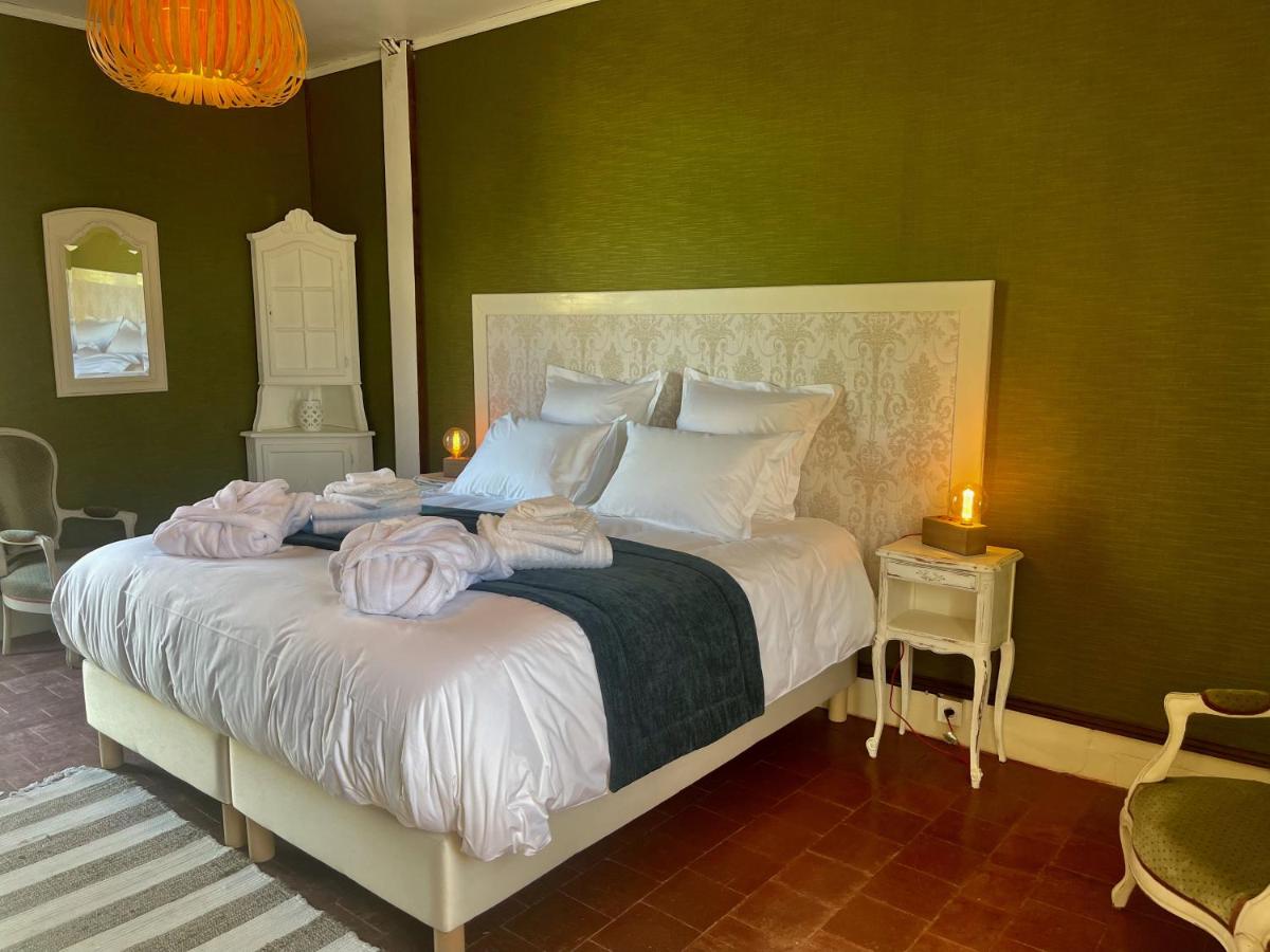 Deluxe Double Room with Shower photo 3