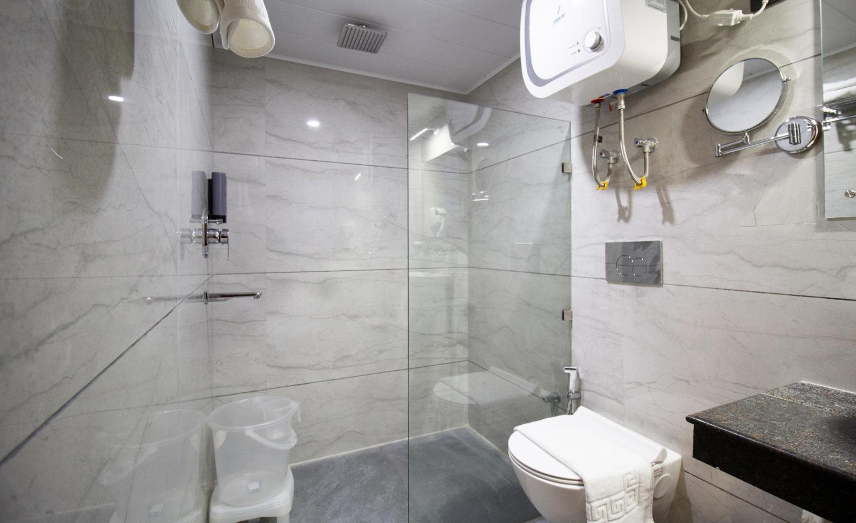 Deluxe Room - Photo 7