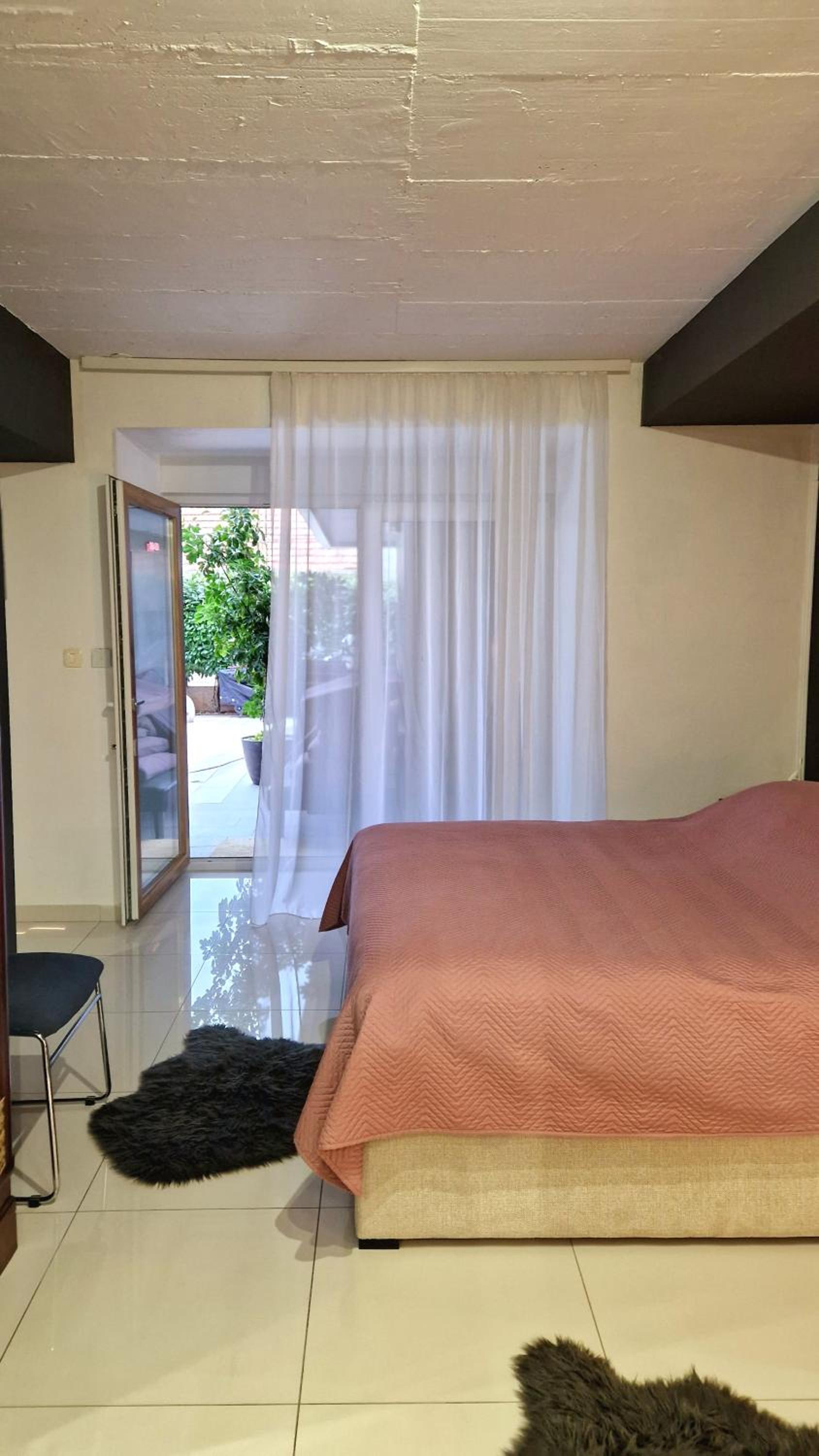 Superior One-Bedroom Apartment with Pool View photo 1