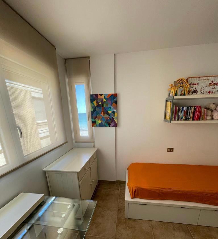 Apartamento de tres habitaciones con vista