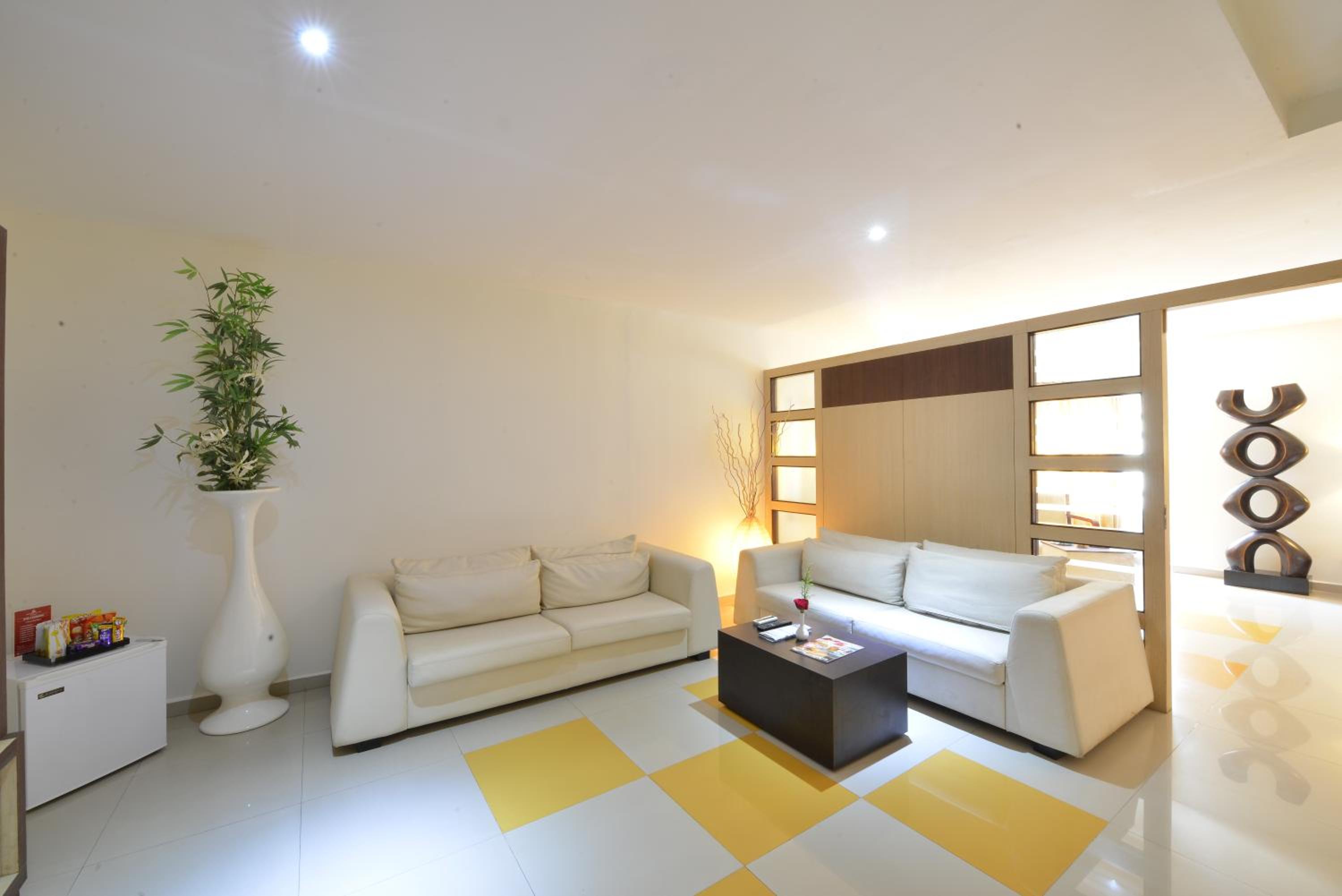 Executive Suite photo 2