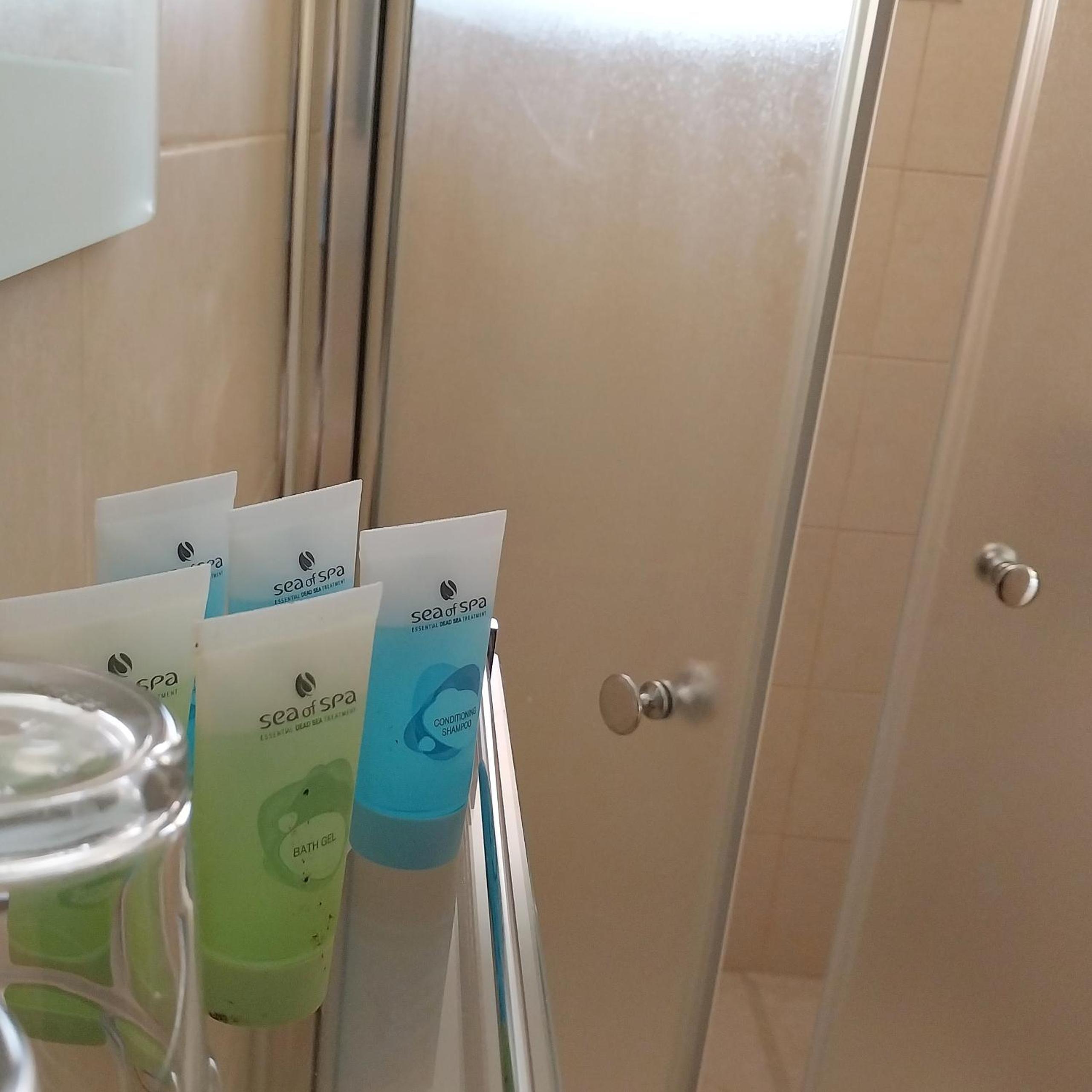 Suite with Spa Bath - Photo 1