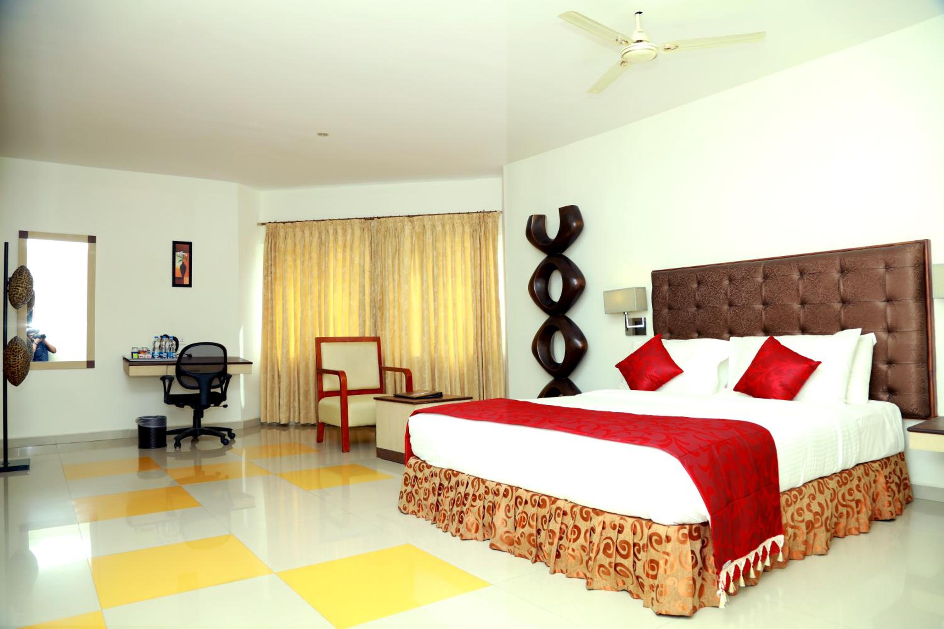 Executive Suite photo 3