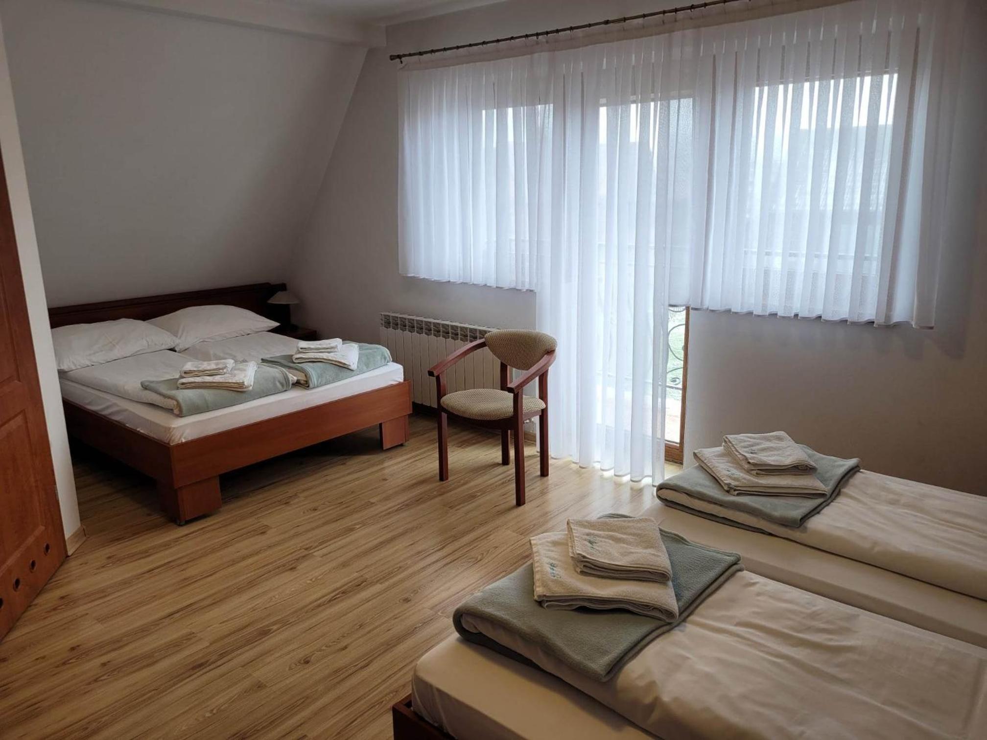 Quadruple Room with Balcony photo 1