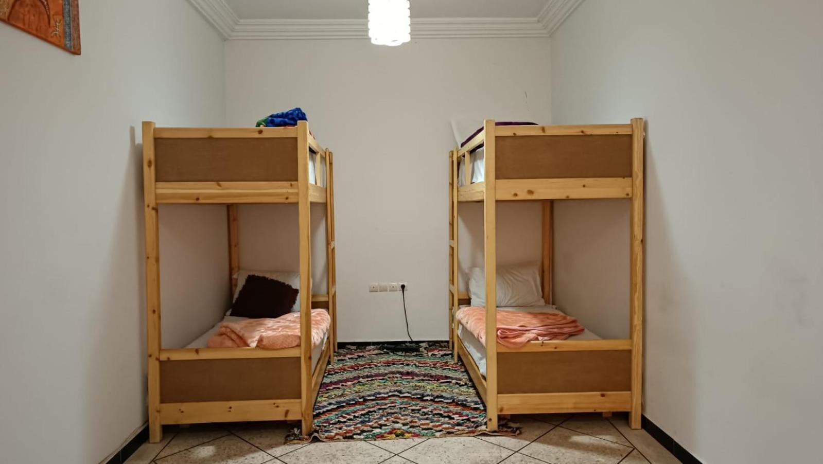 Bed in 6-Bed Mixed Dormitory Room photo 1