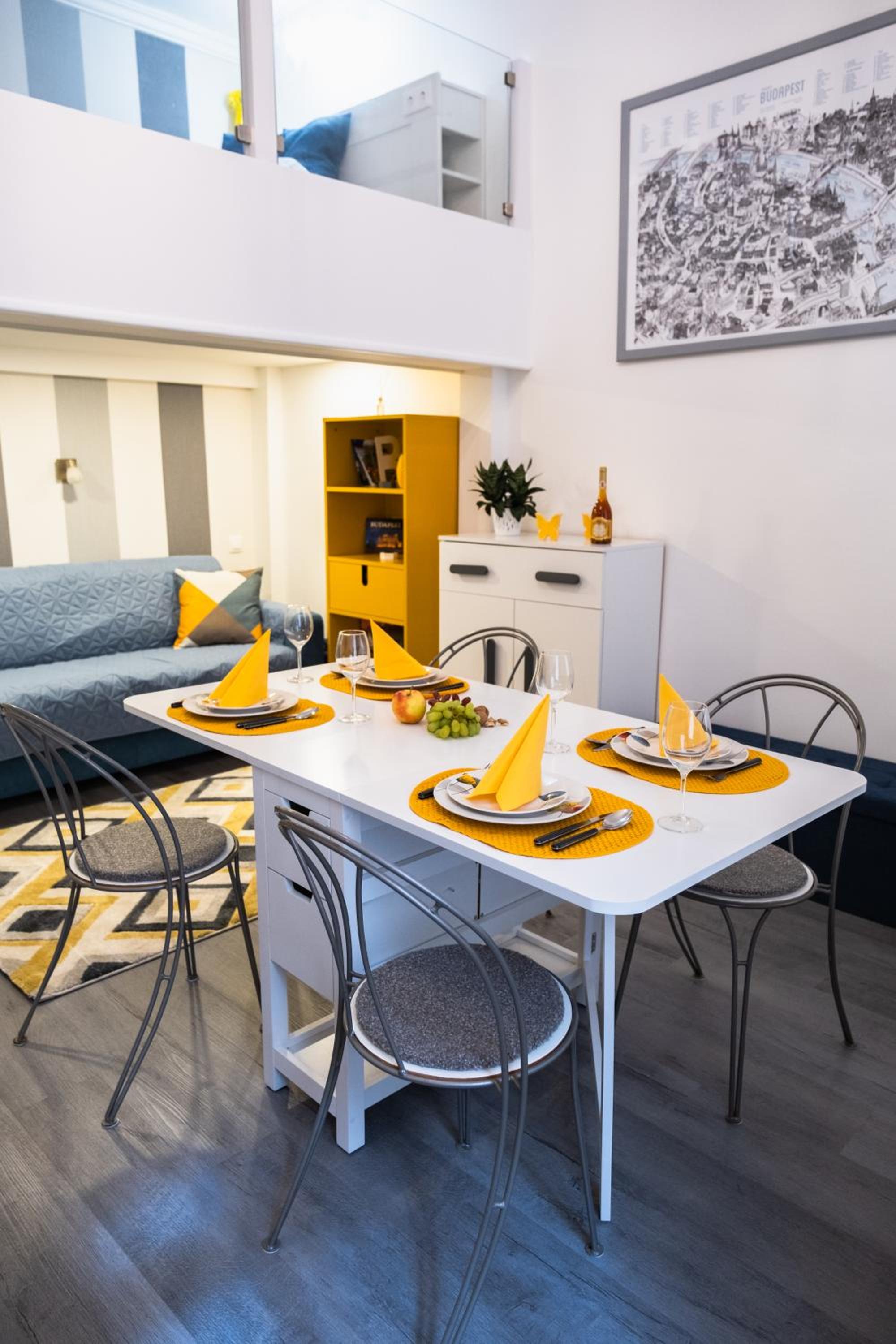 One-Bedroom Apartment