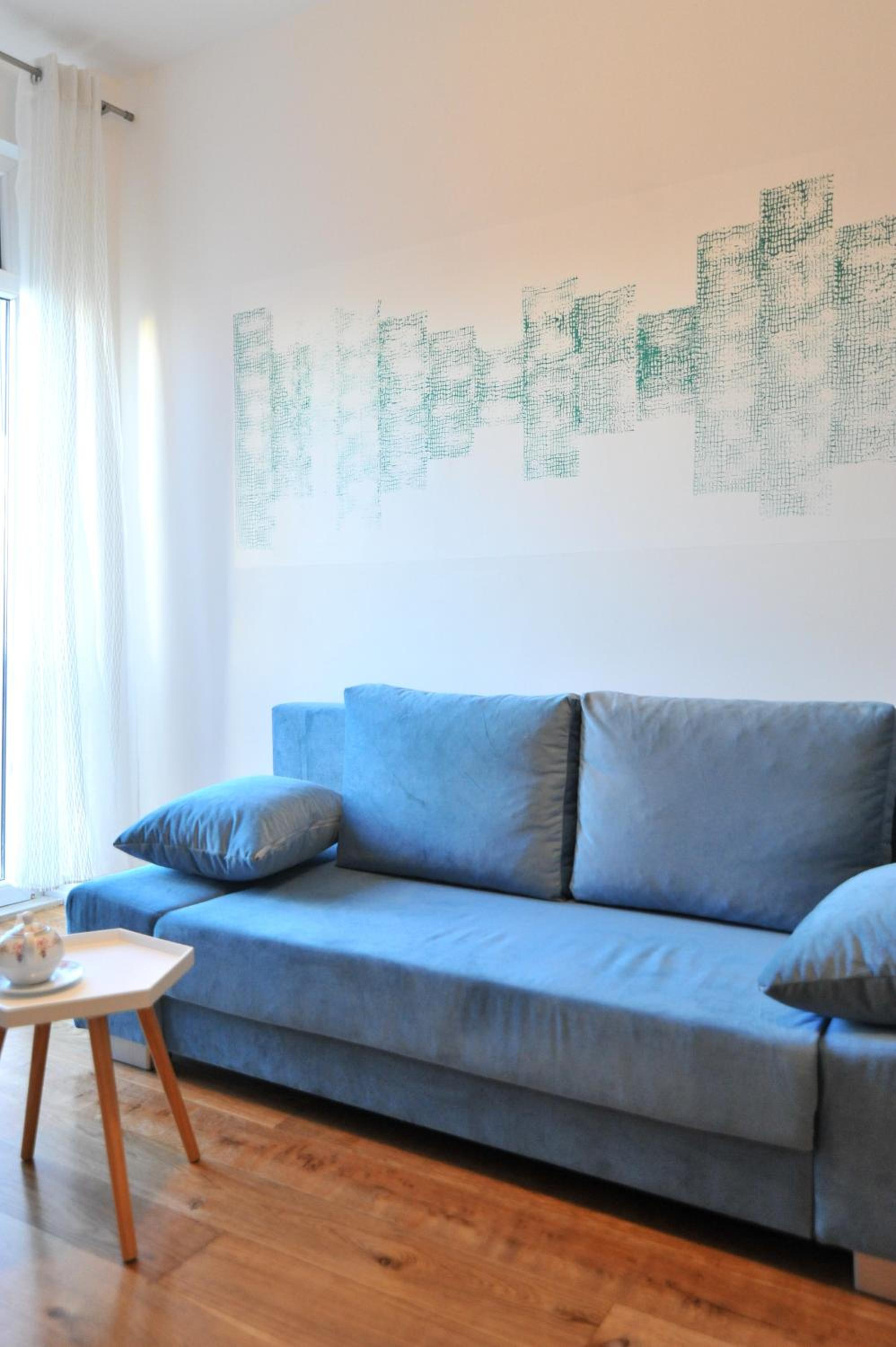 One-Bedroom Apartment - Photo 4