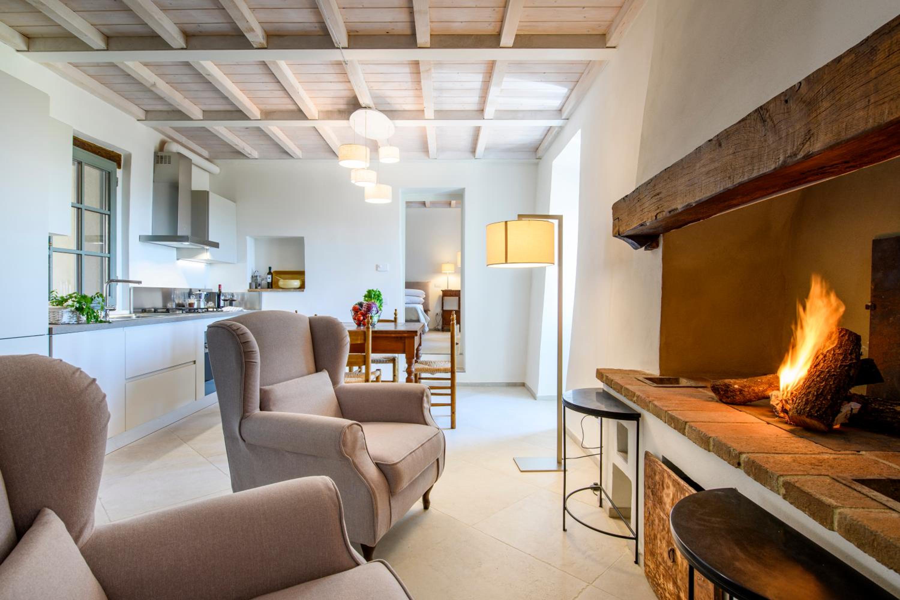 Two-Bedroom Apartment - Photo 7