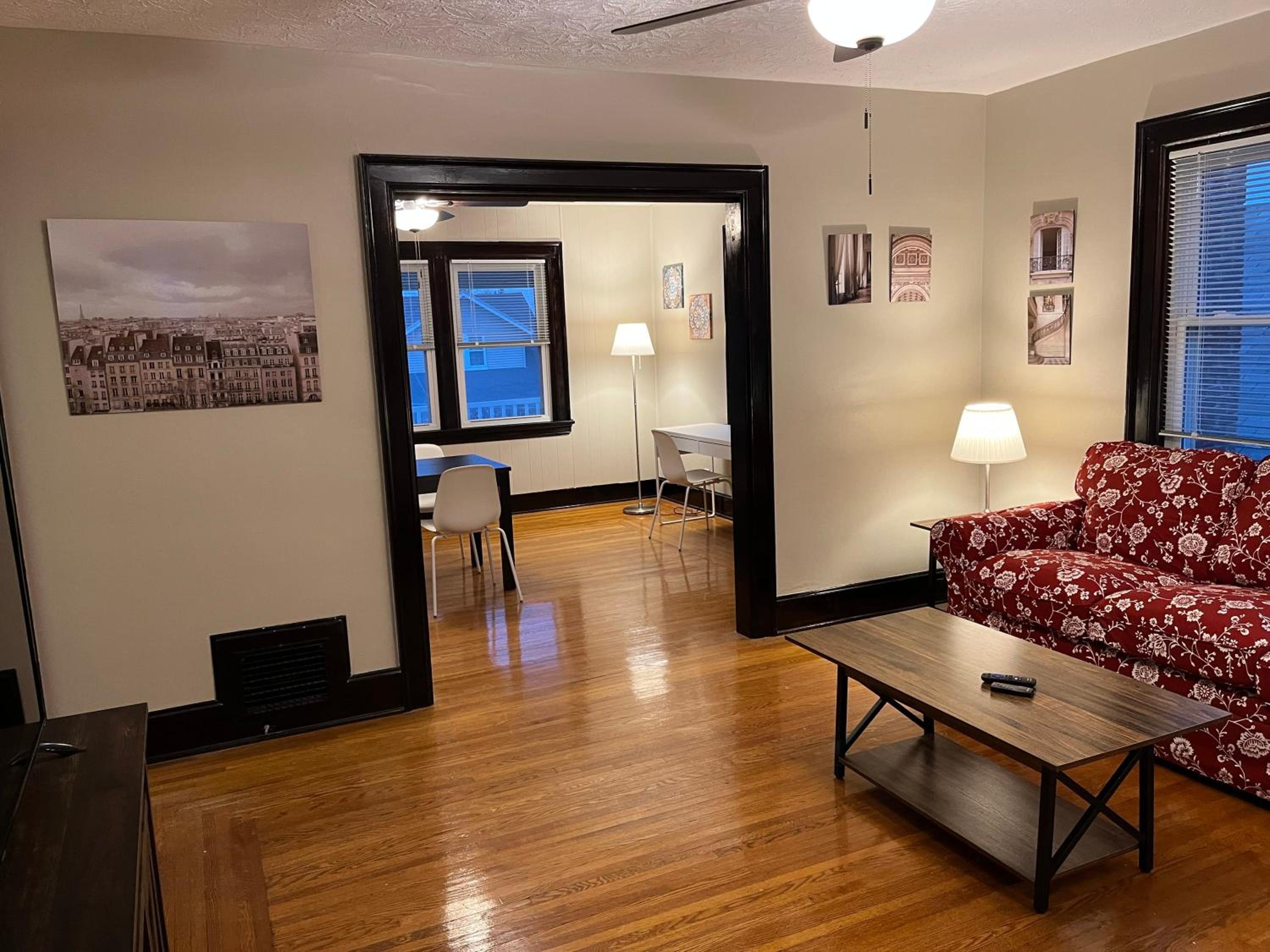 Apartment photo 3