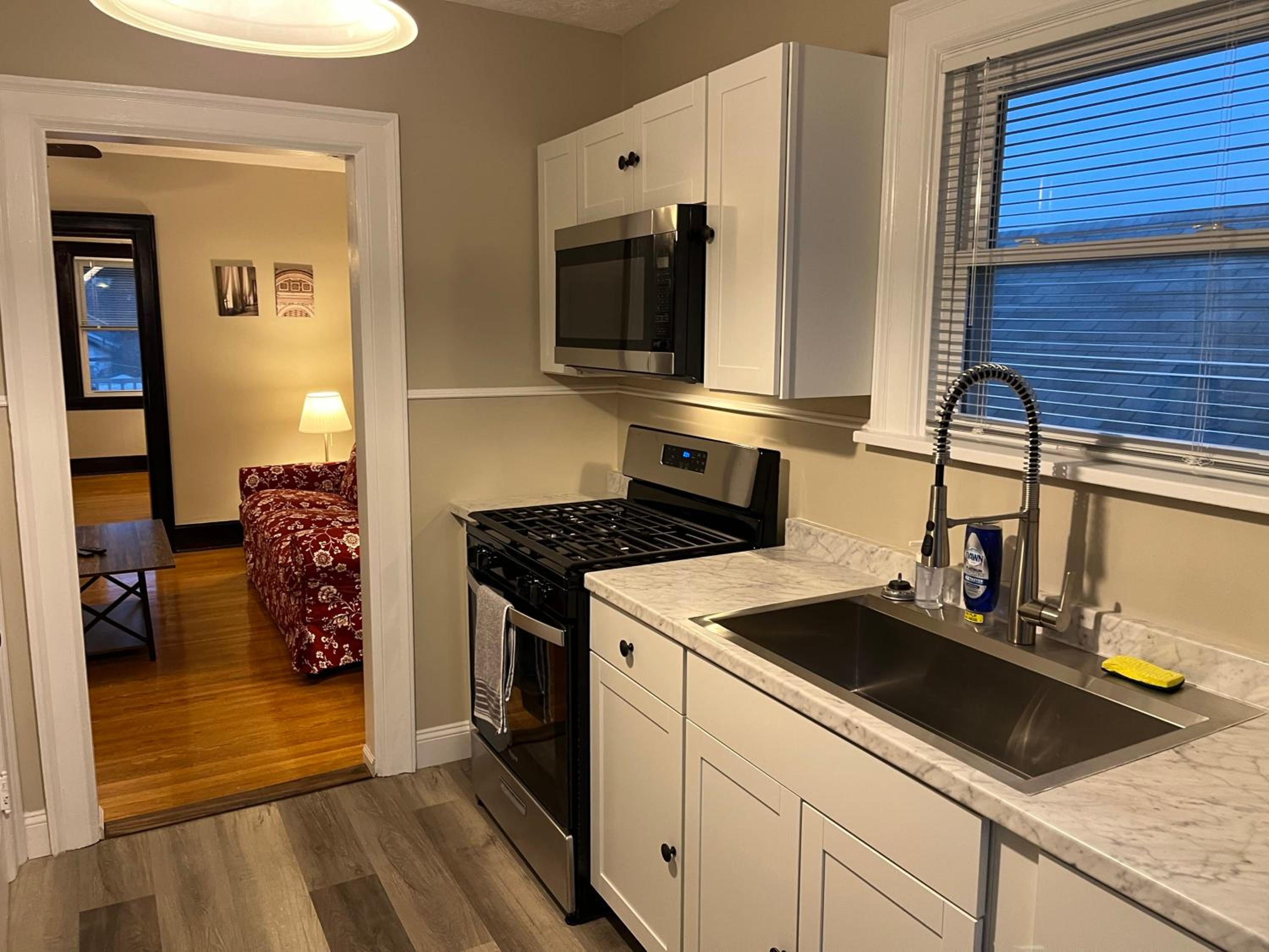 Apartment photo 2