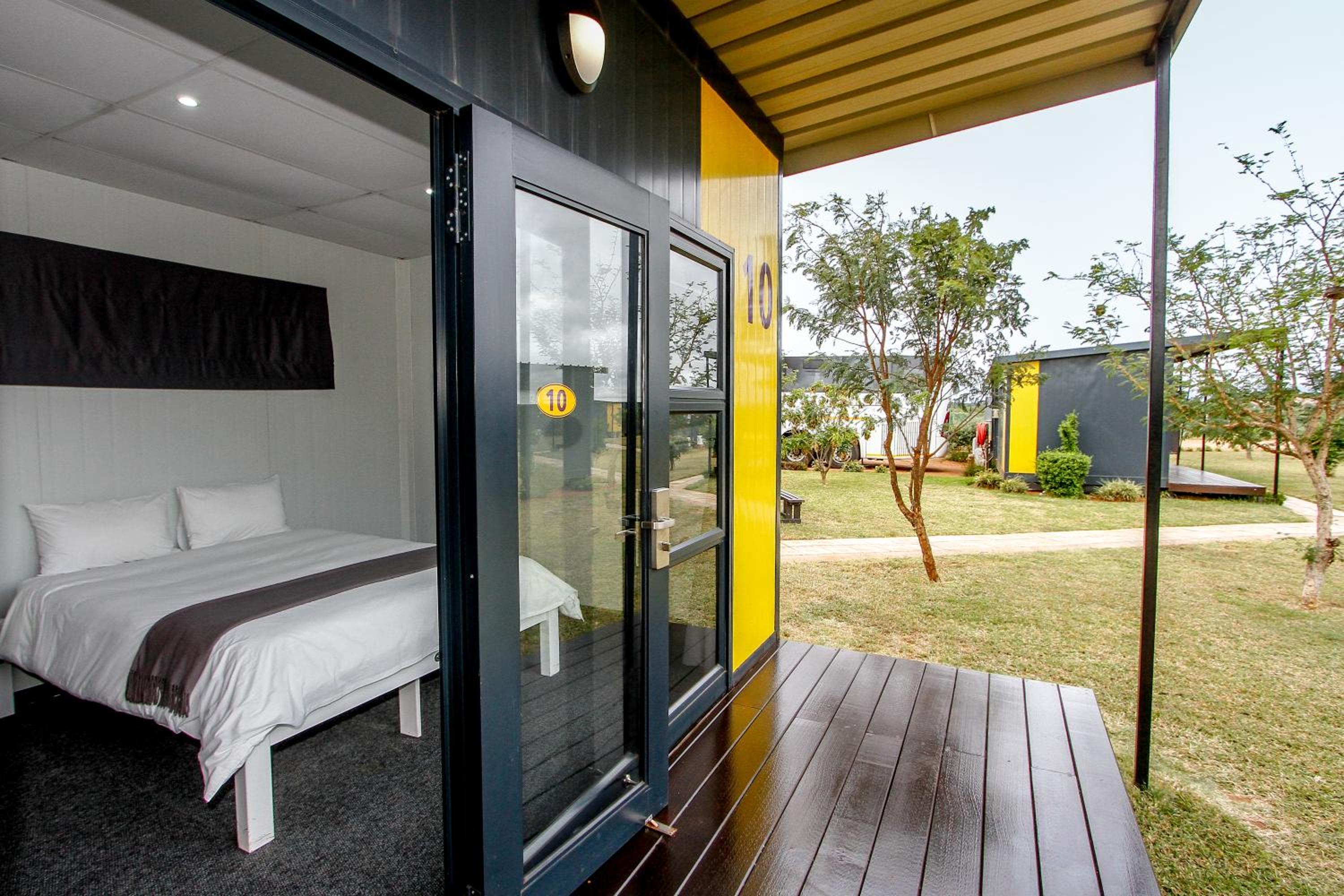 Double Room - Photo 9