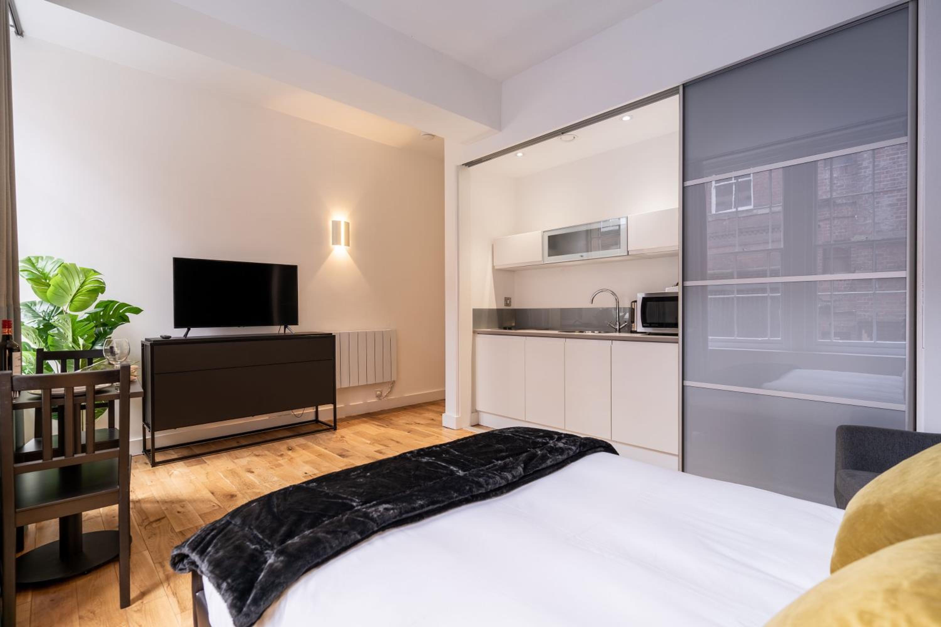 Deluxe Double Room photo 3