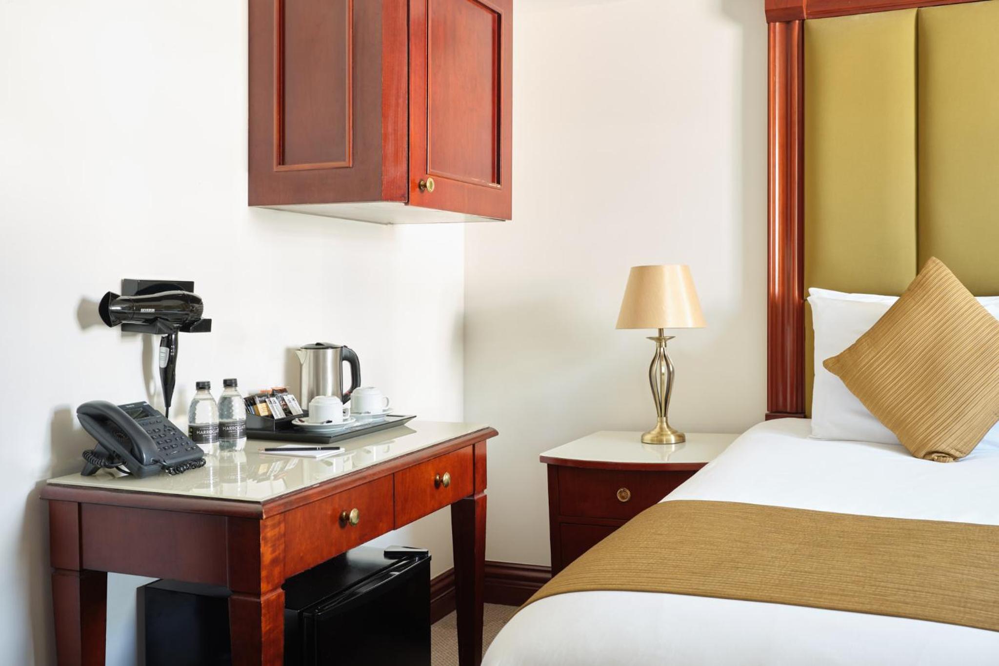 Club Double or Twin Room photo 1