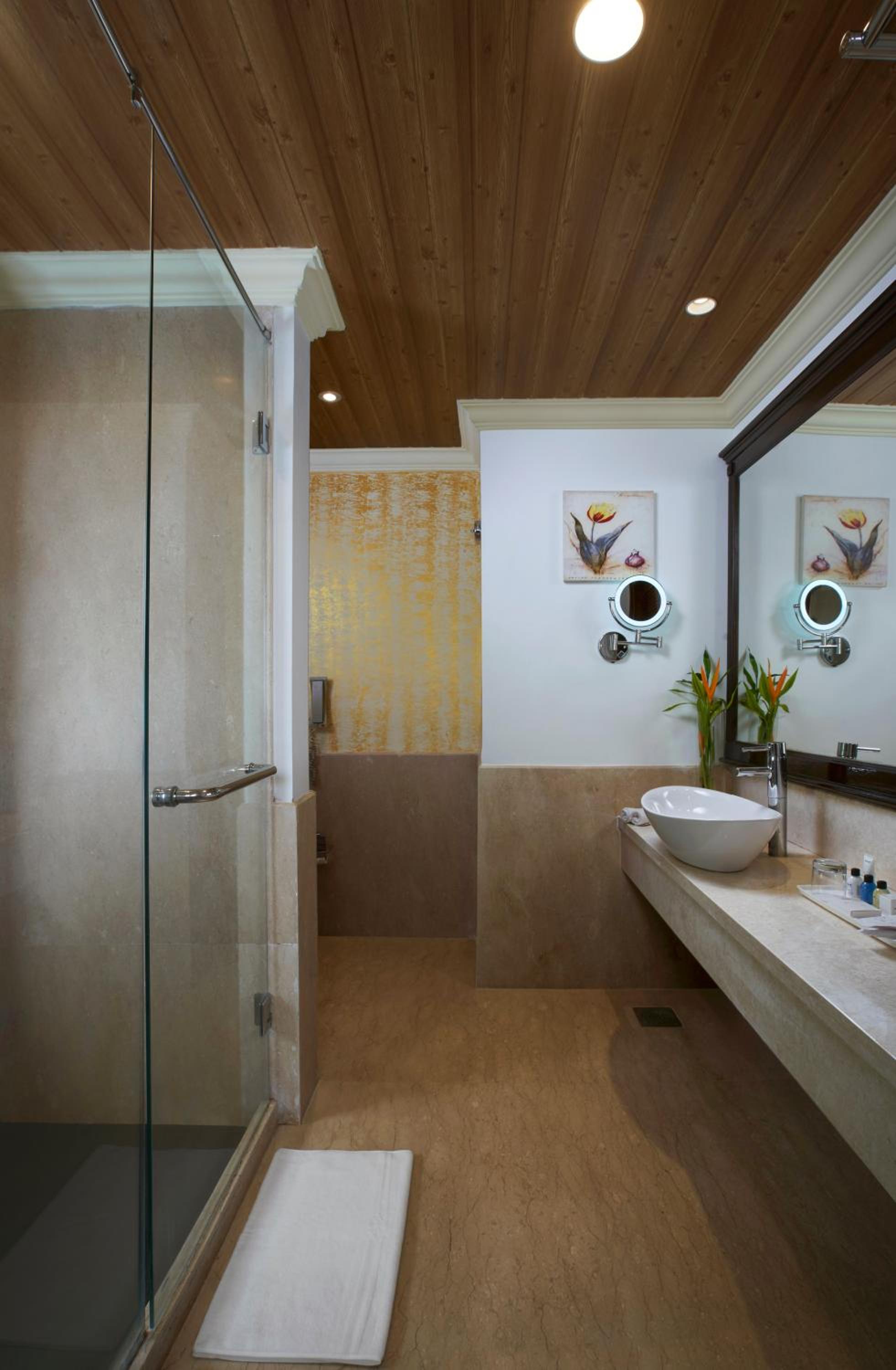 Executive suite with Balcony - 10% Discount of Food & Soft Beverages and SPA, 1 Goan Wine Bottle - Complimentary Hi-Tea (4:30 to 5:30pm), INR 500 Hotel Credit (minimum spend of INR 5000), Early Check-In upto 2 hours (subject to availability)