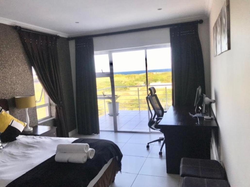 Double Room with Balcony photo 3