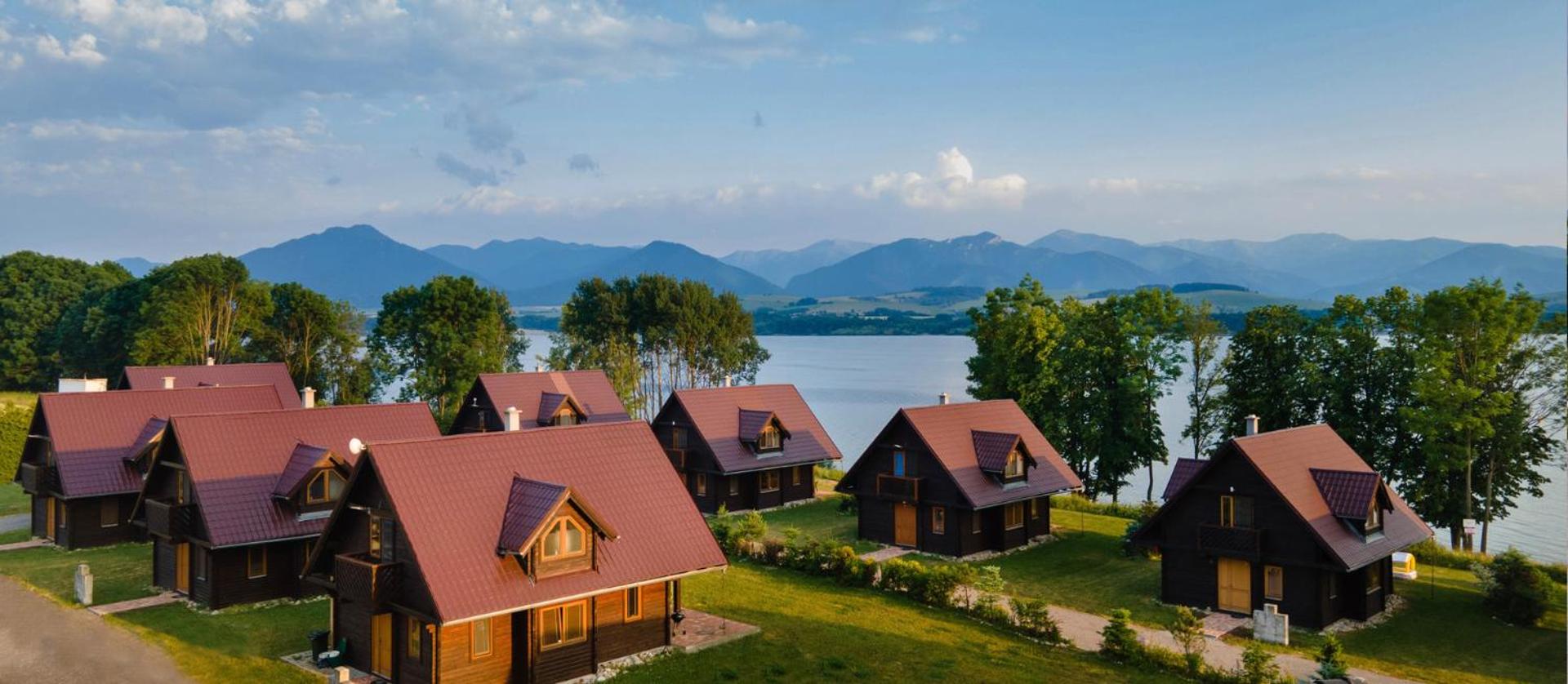 Three-Bedroom Chalet photo 1