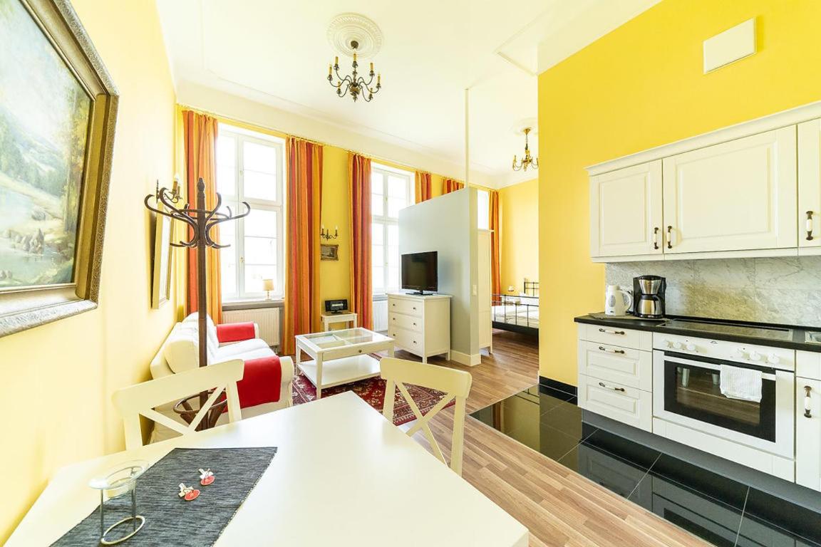 Apartment with Lake View photo 3