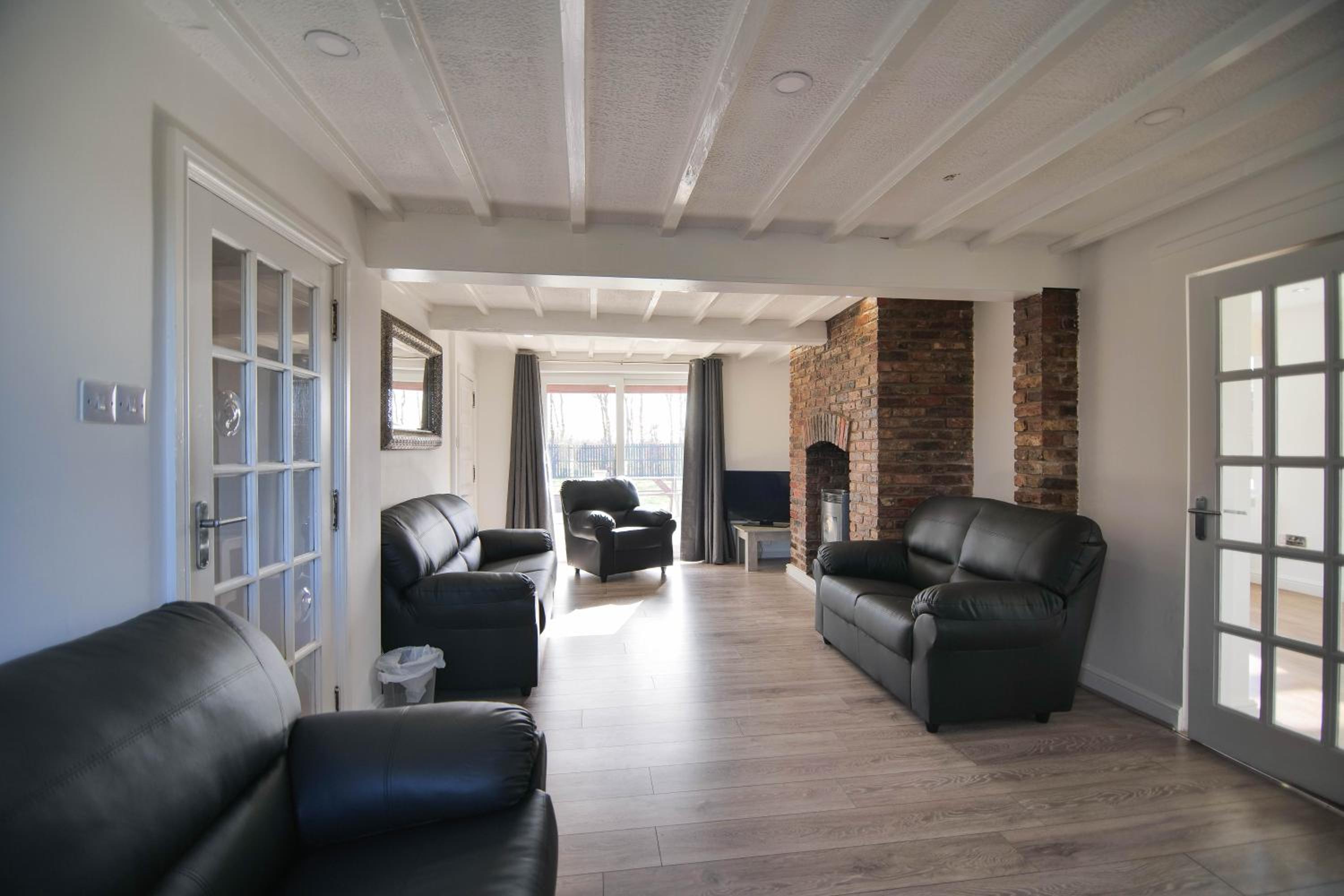 Six-Bedroom Farmhouse