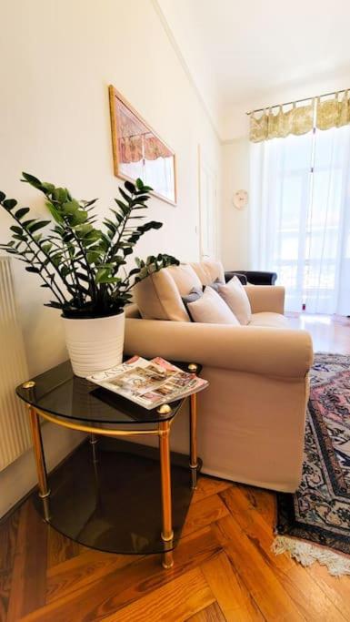 Two-Bedroom Apartment photo 2