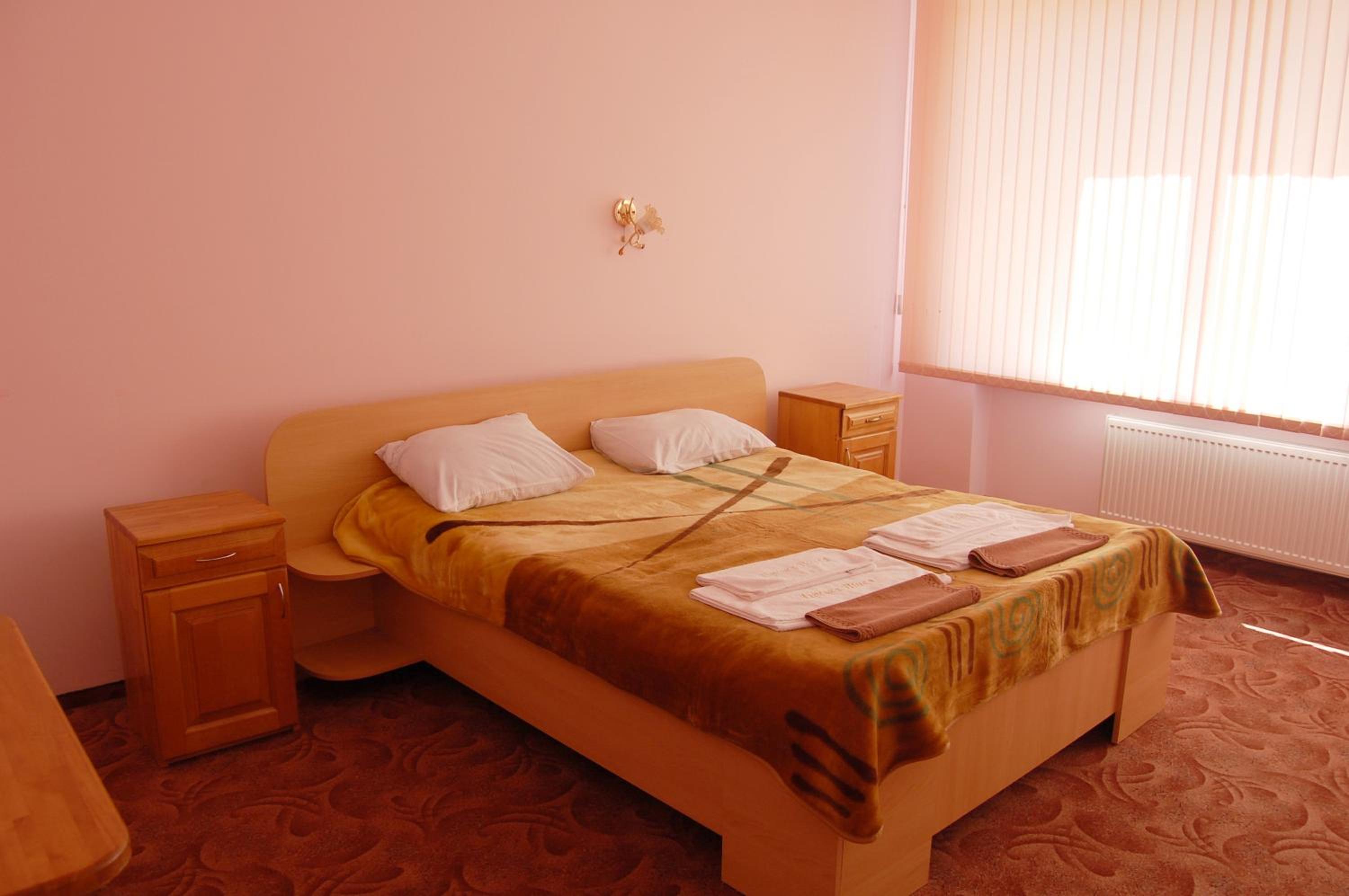 Family One-Bedroom Room with Treatment