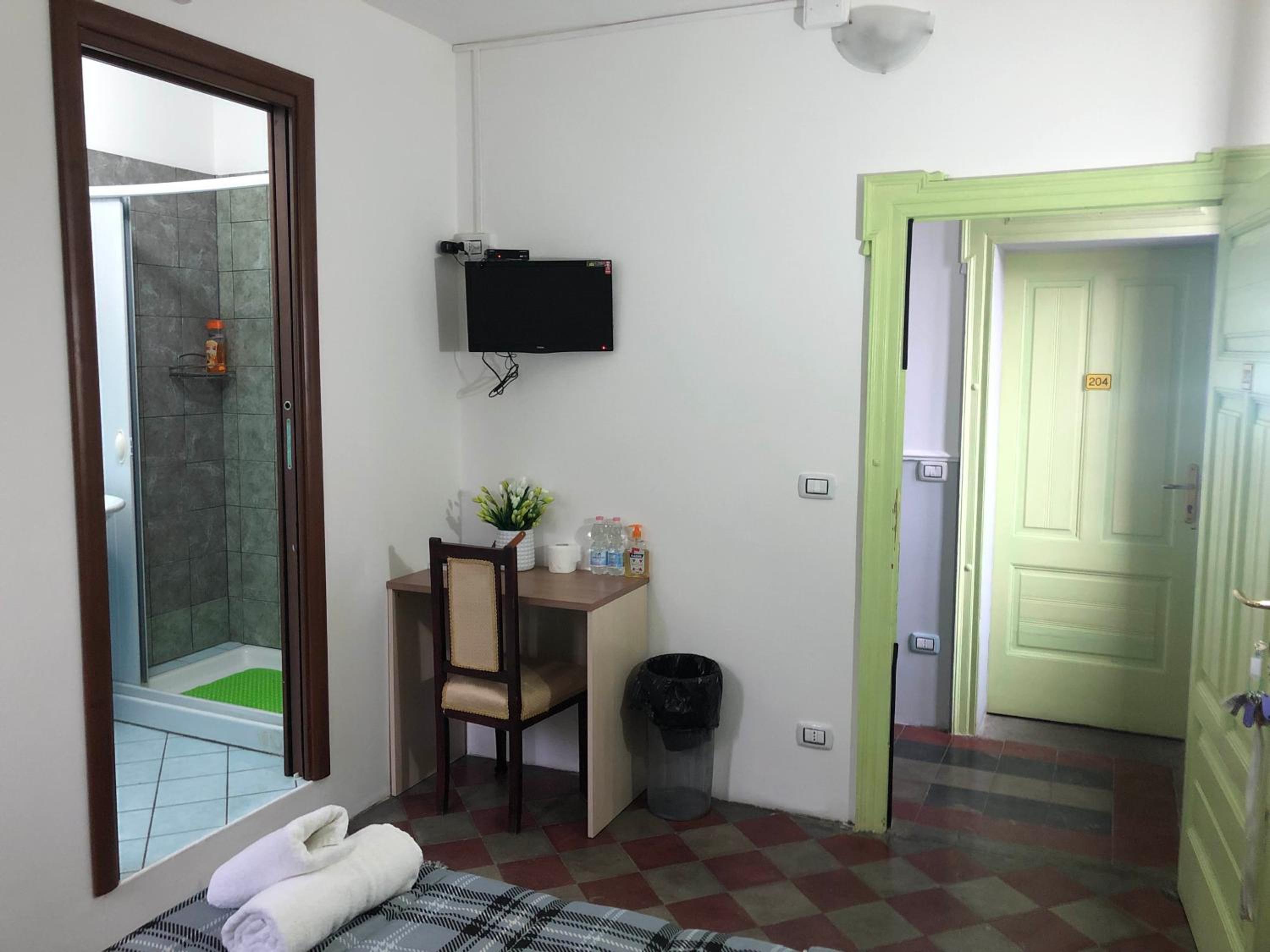 Deluxe Double Room with Balcony 204 photo 1