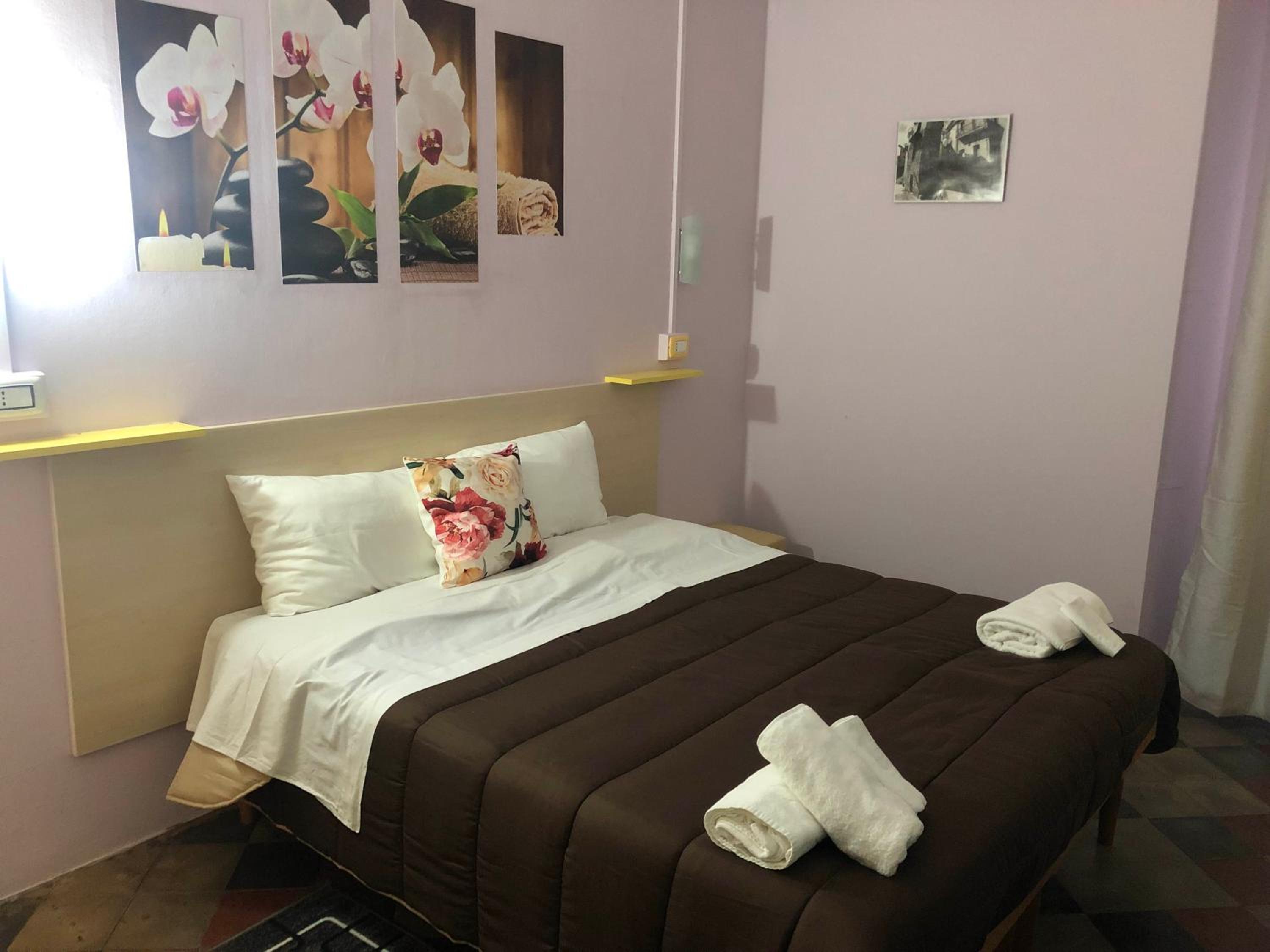 Double or Twin Room with External Bathroom and Balcony 101 photo 2
