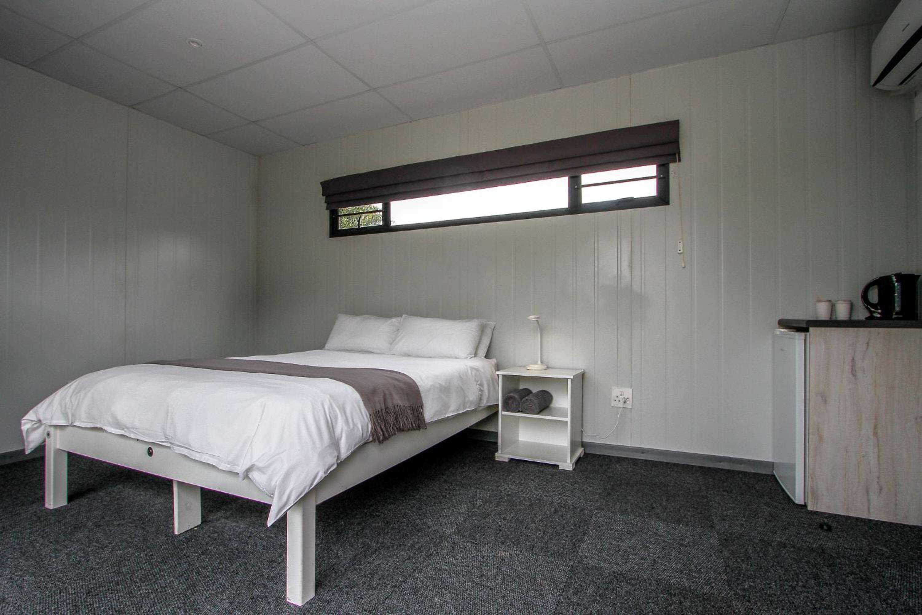 Double Room - Photo 9