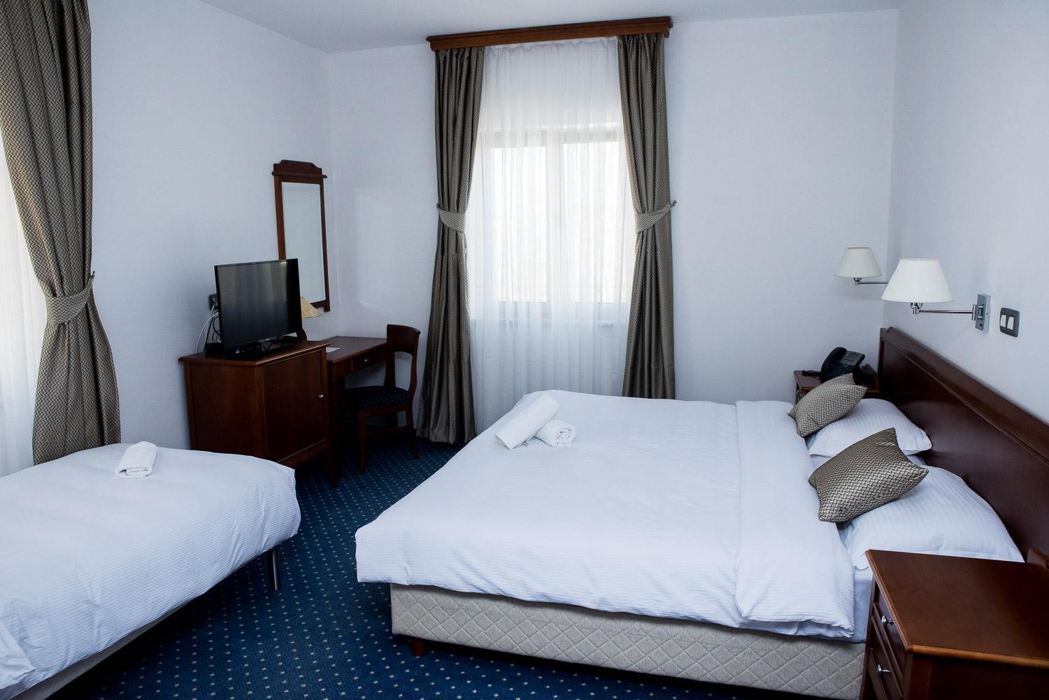 Deluxe Triple Room photo 3