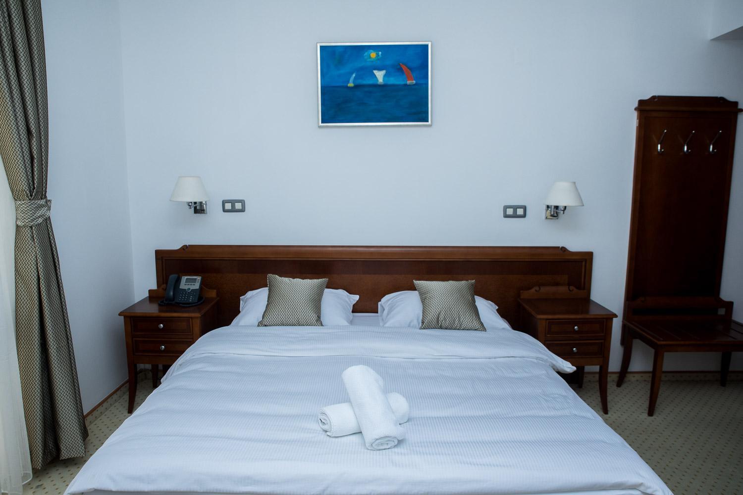Deluxe Double Room with Balcony photo 2