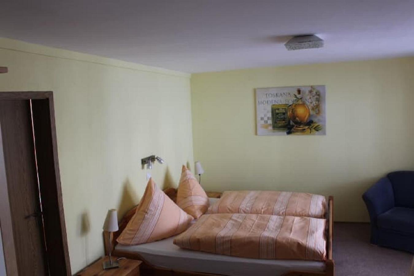 Apartment photo 2