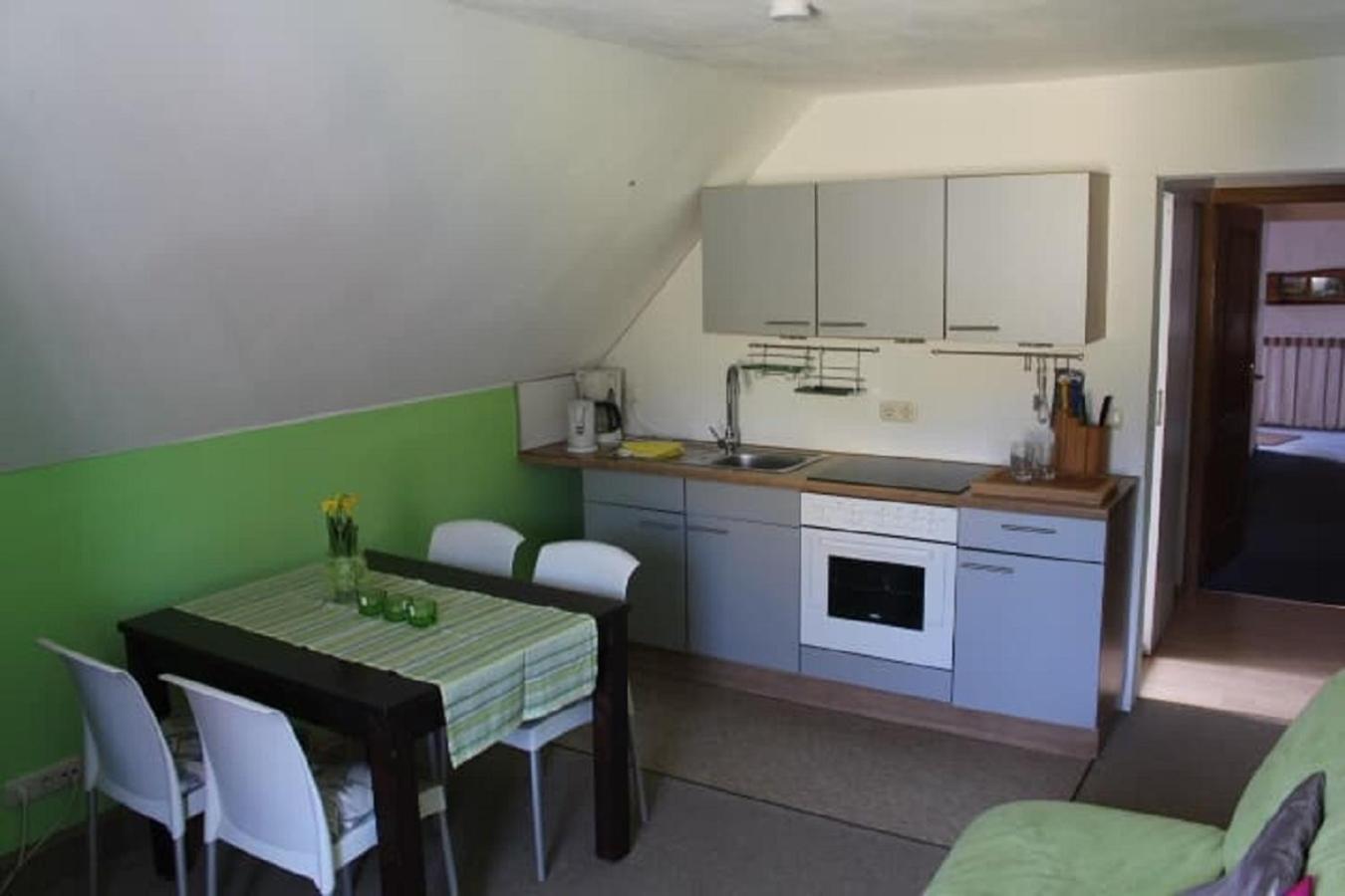 Apartment photo 2
