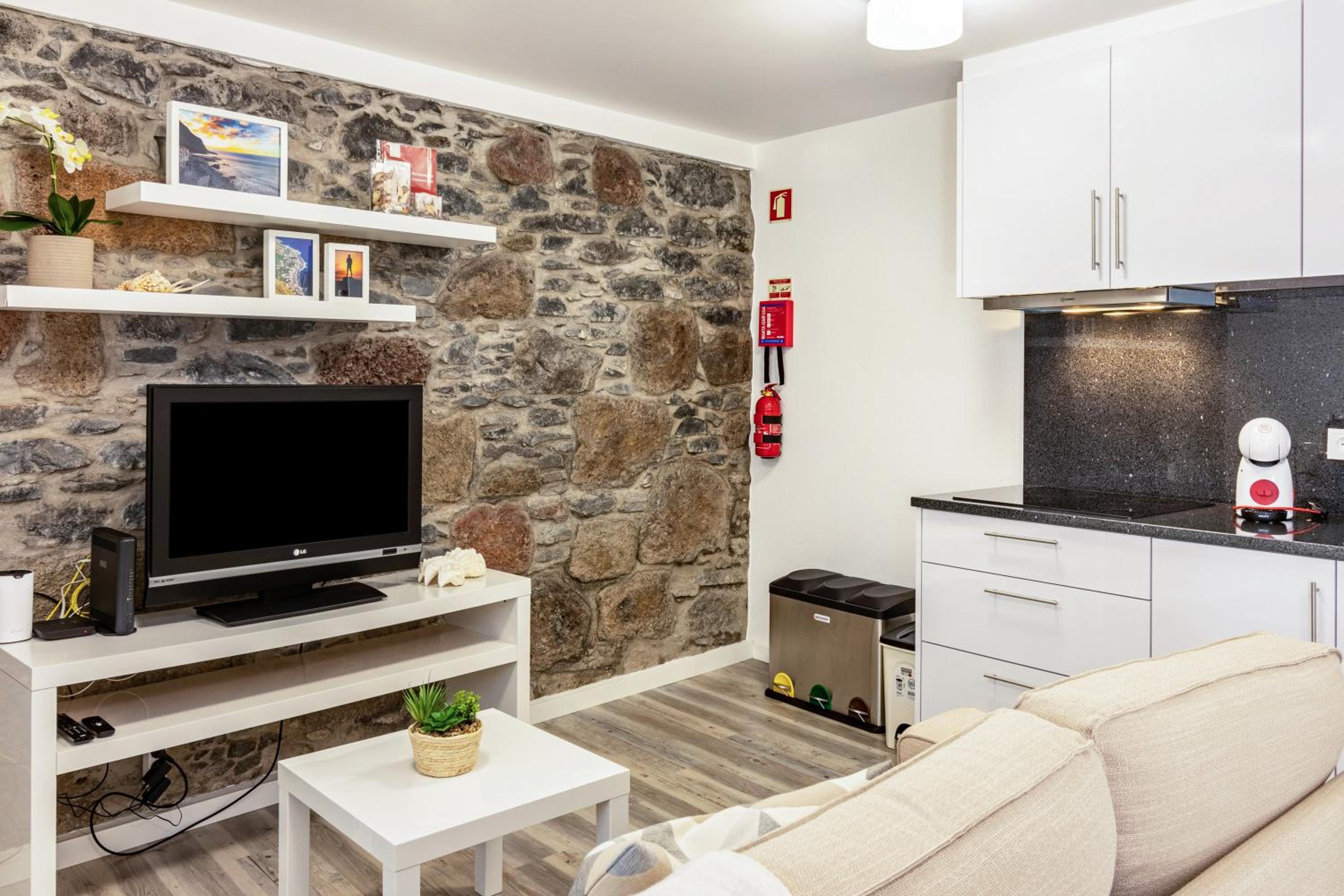Two-Bedroom House photo 2