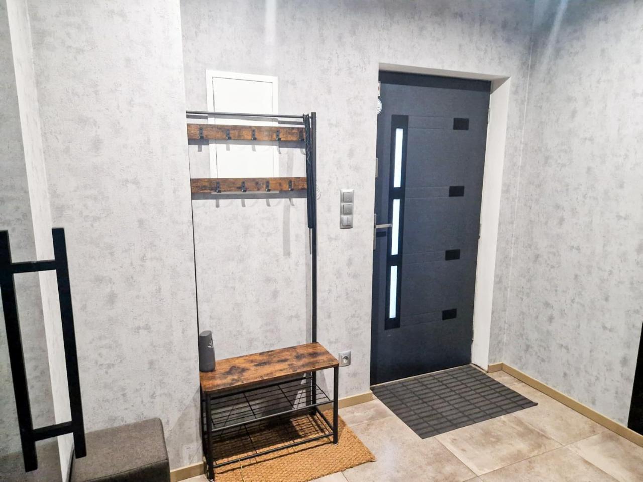 Two-Bedroom Apartment - Photo 23