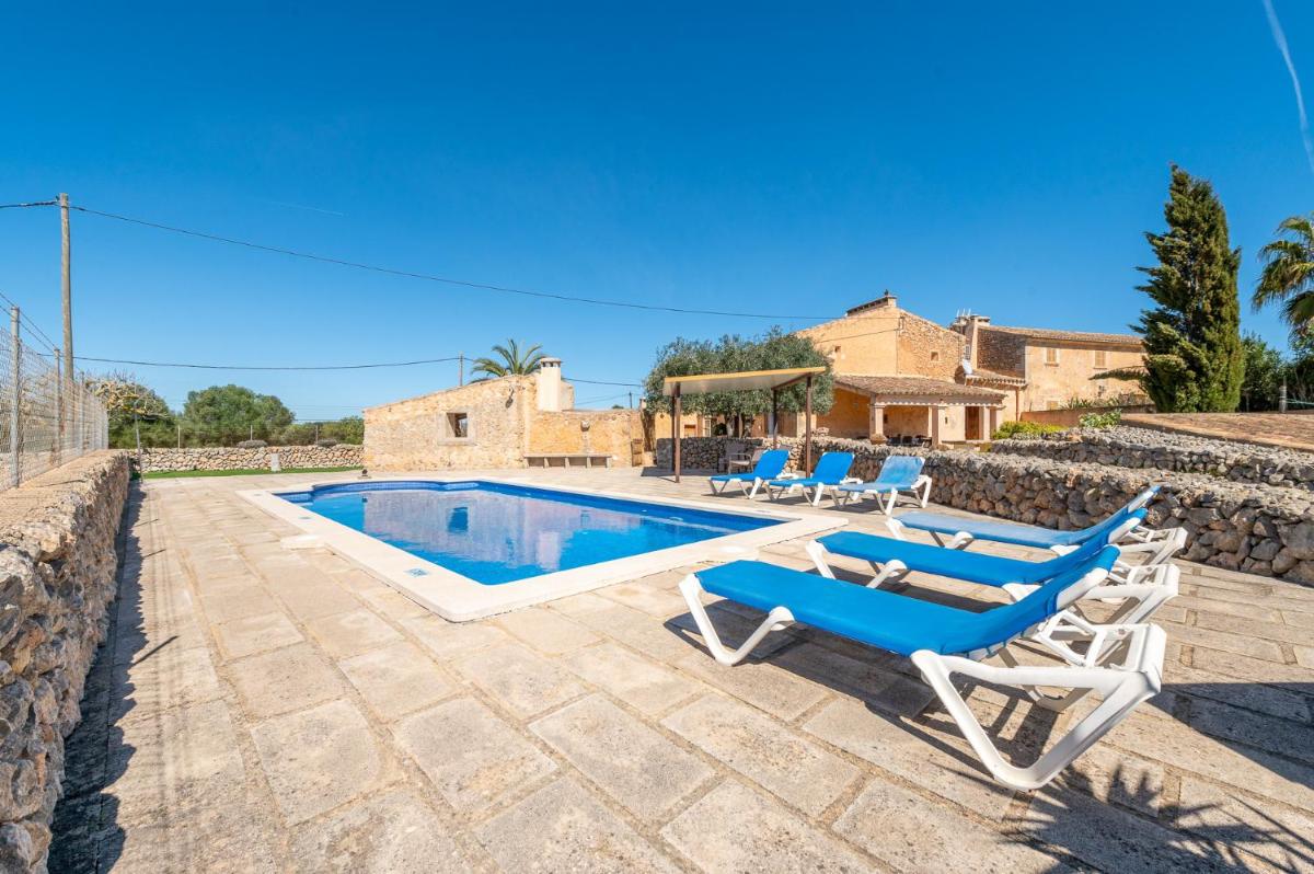 Villa photo 3