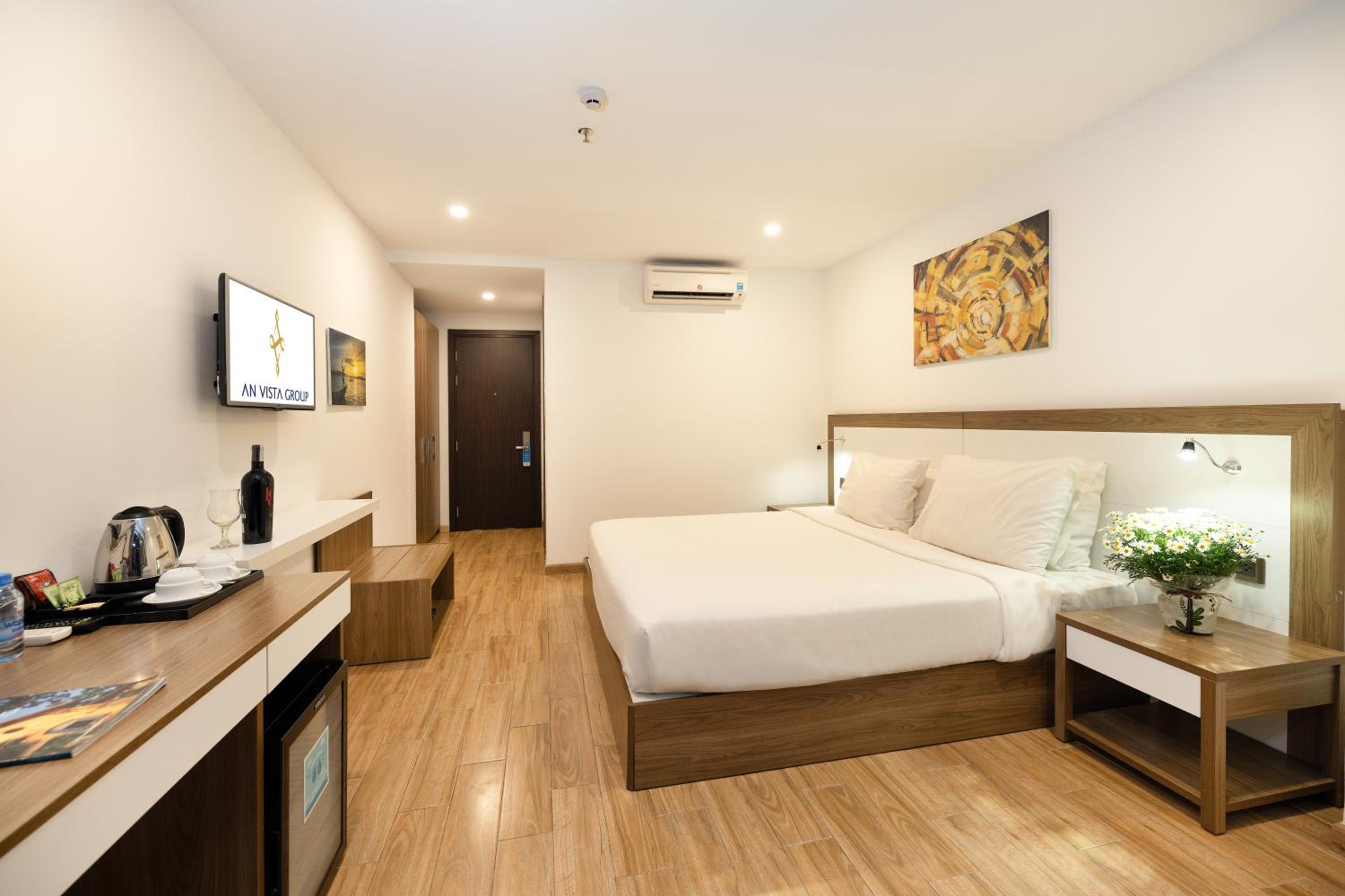 Deluxe Double or Twin Room with Mountain View and Balcony photo 3