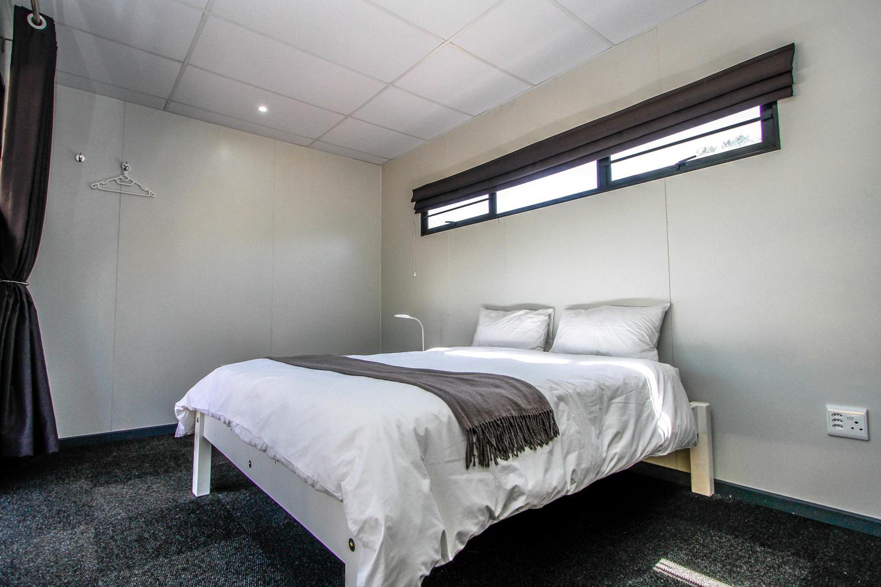 Double Room - Photo 9