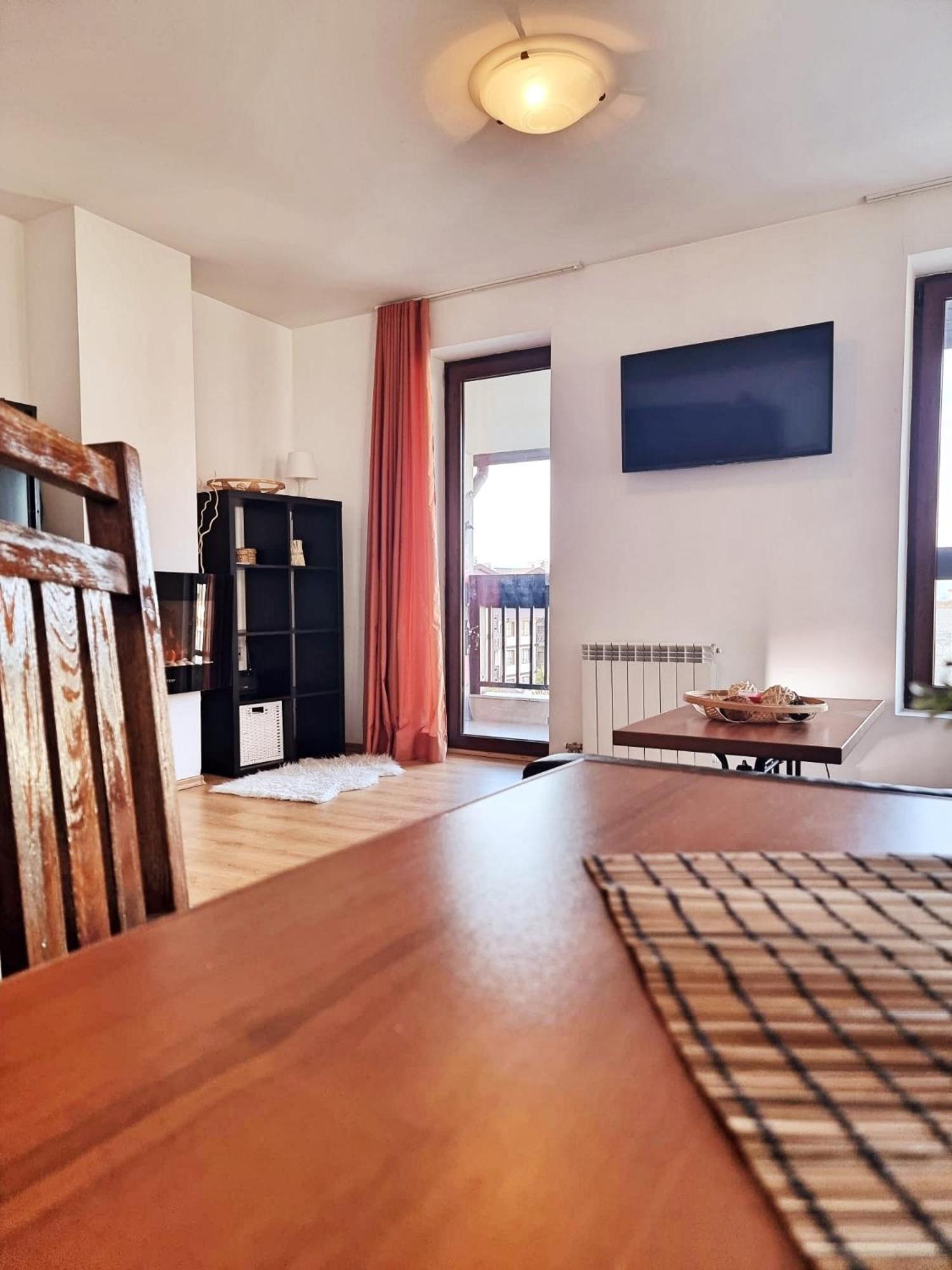 Apartment with Mountain View - Photo 36