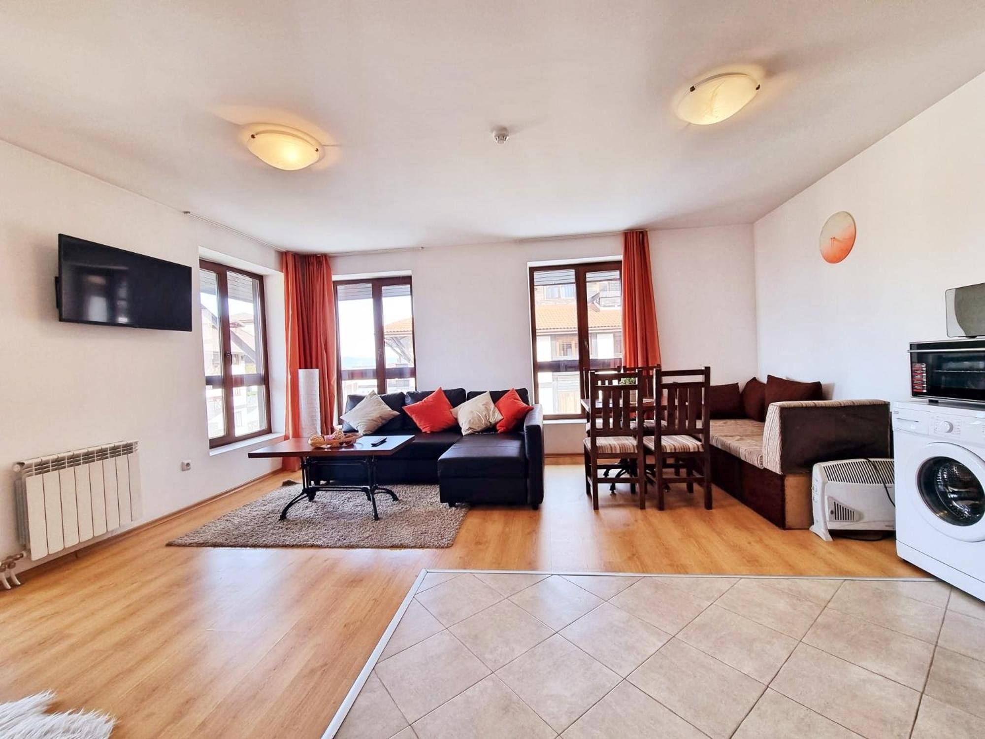 Apartment with Mountain View - Photo 41