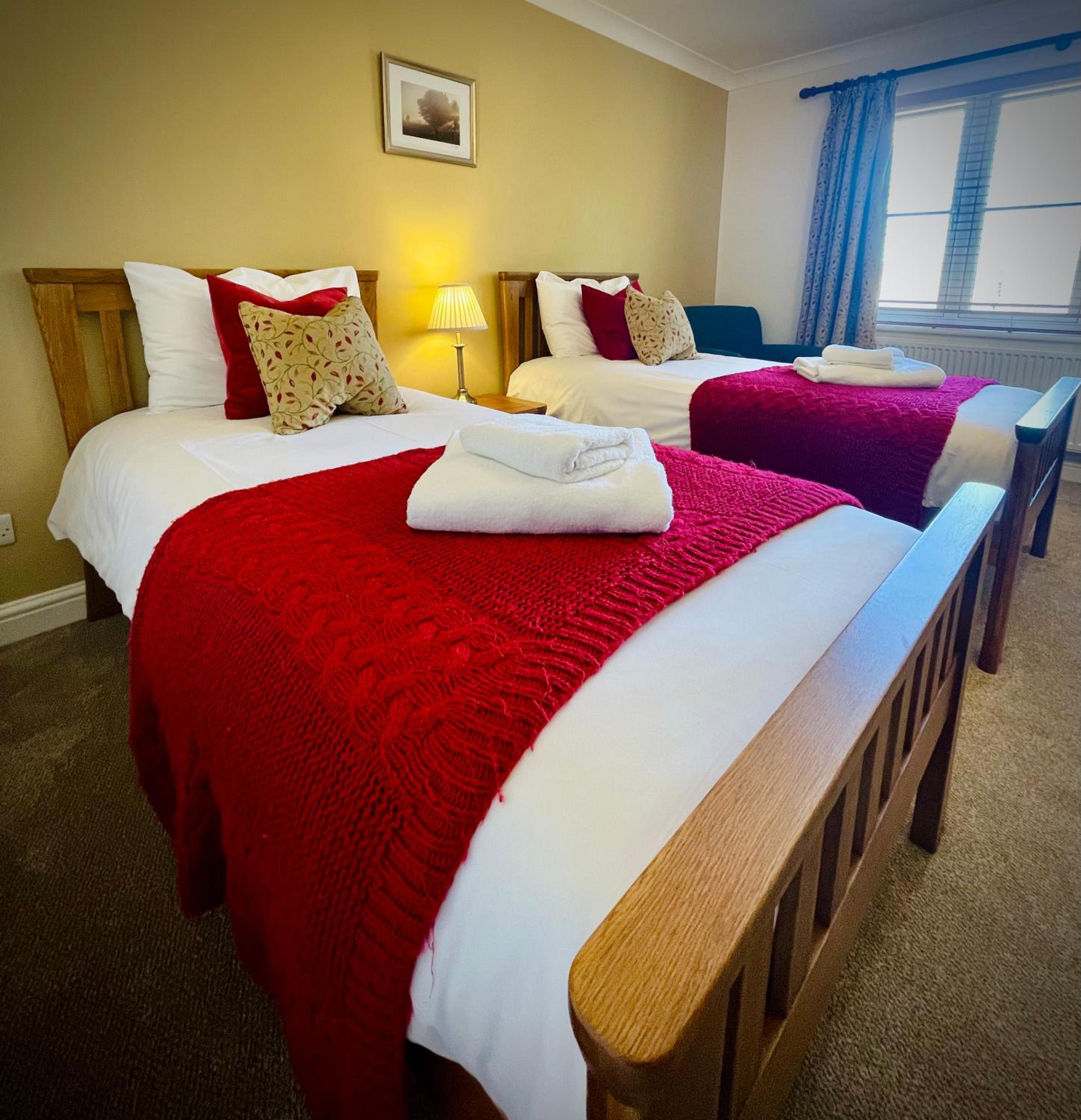 Twin Room - Photo 5