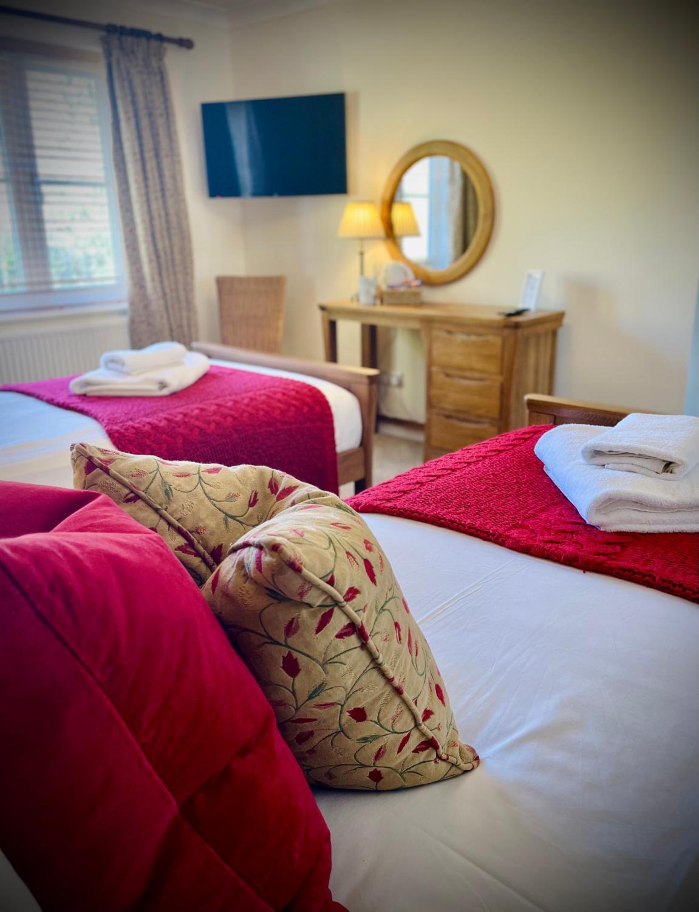 Twin Room - Photo 2