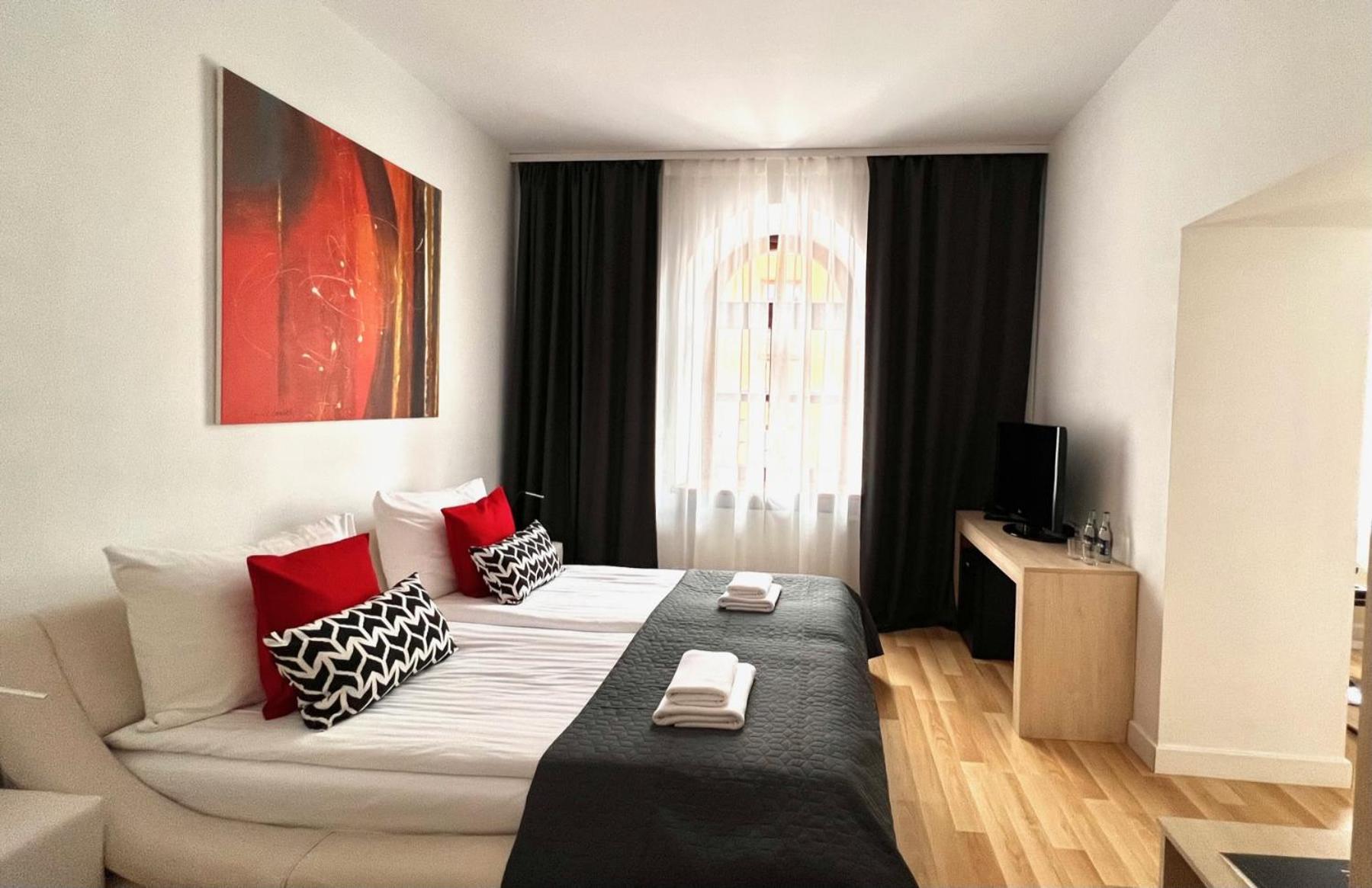 Superior Double or Twin Room - Photo 4