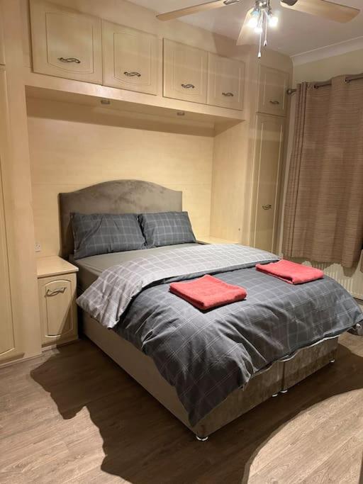 Four-Bedroom House photo 3
